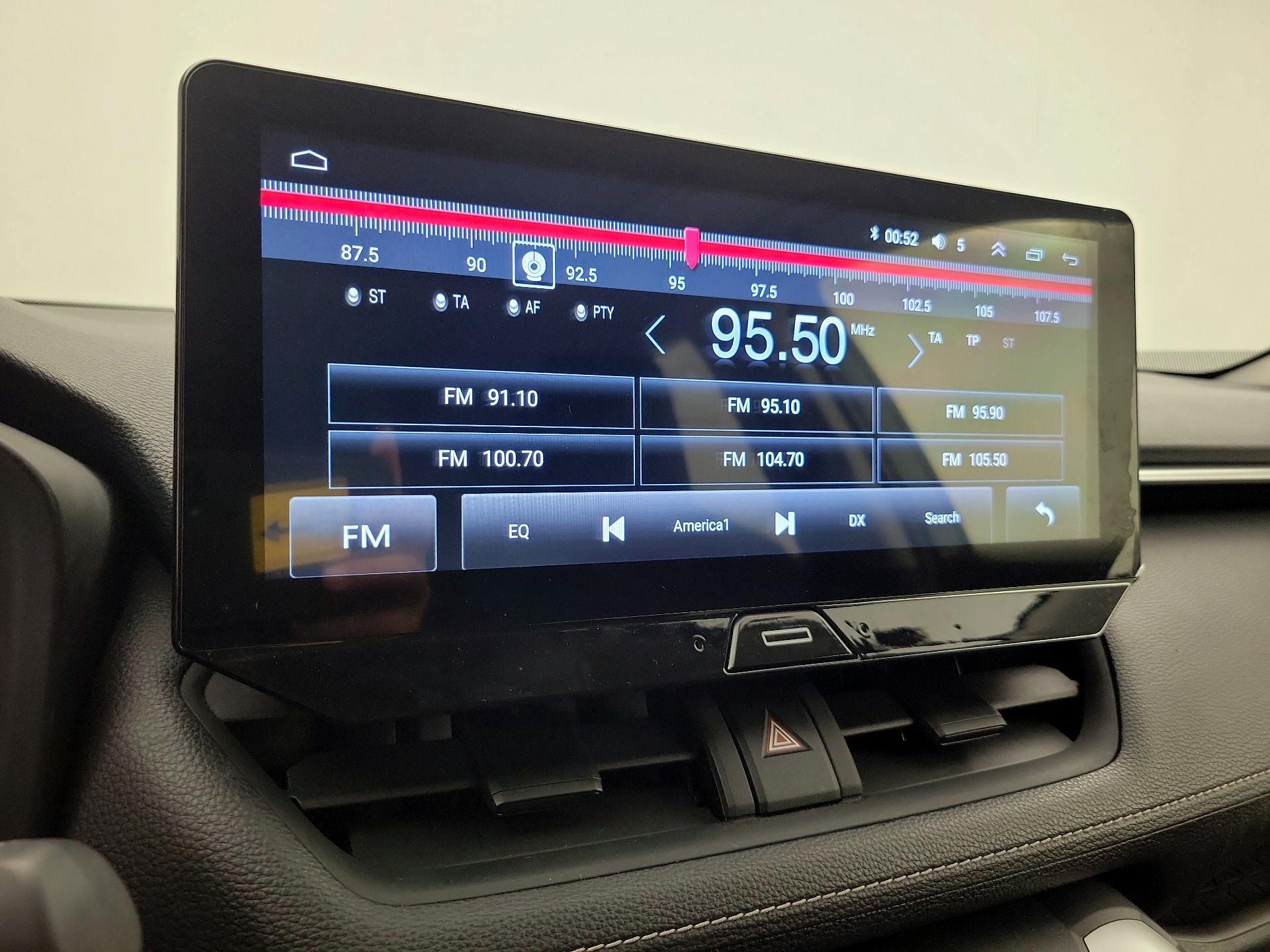 Thumbnail: 2019 Toyota RAV4 - 16