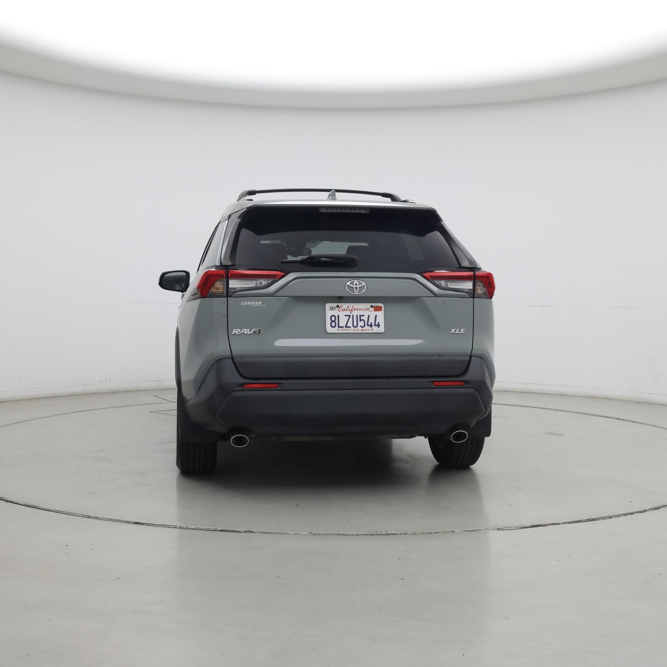 Thumbnail: 2019 Toyota RAV4 - 6