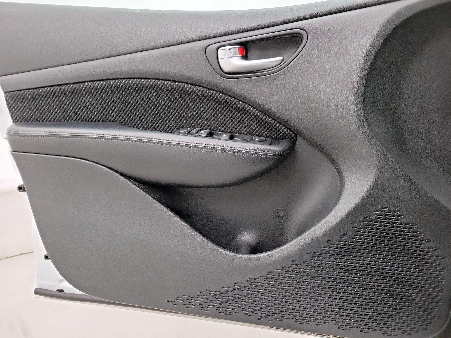 Thumbnail: 2015 Dodge Dart - 12