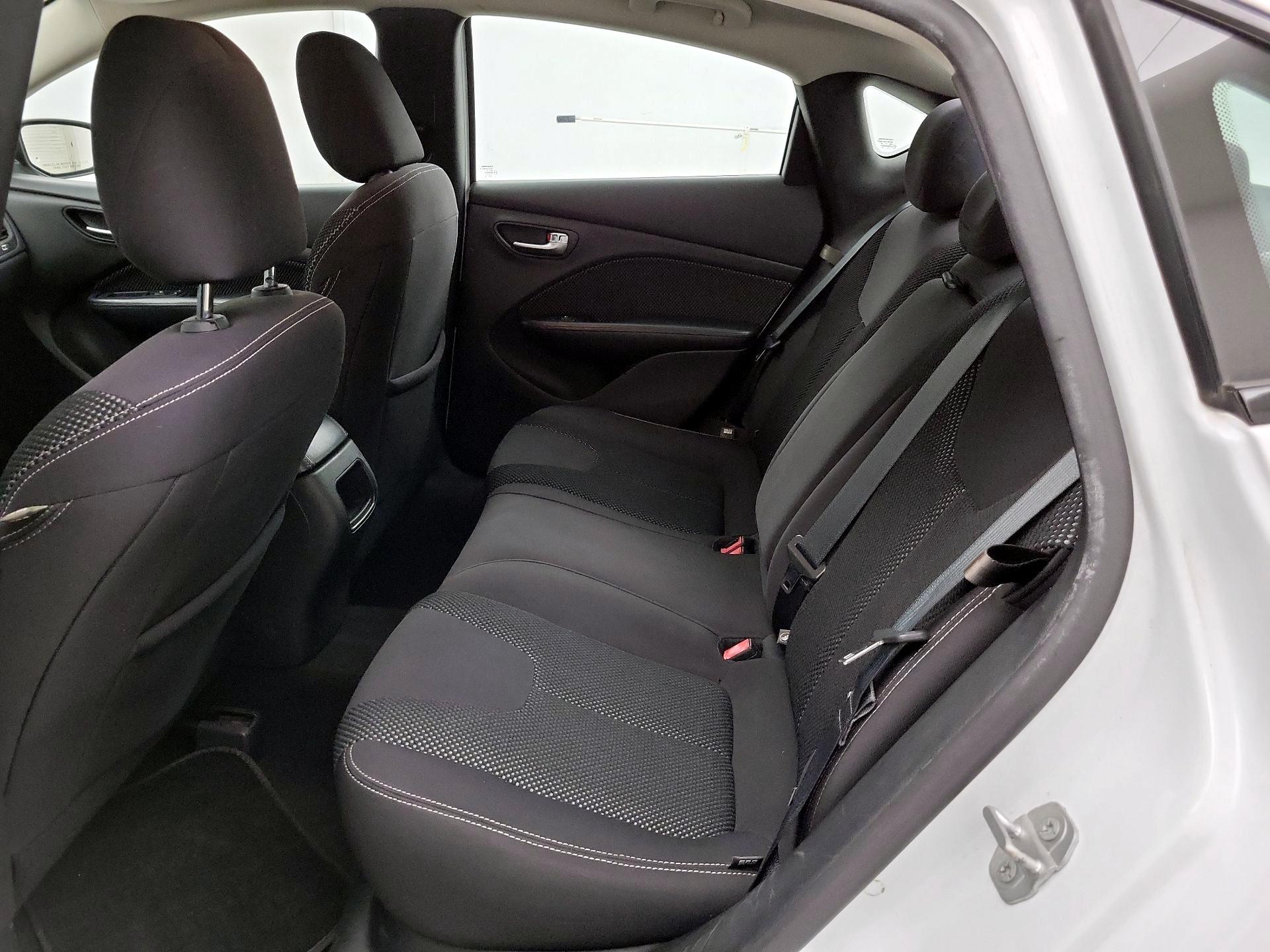 Thumbnail: 2015 Dodge Dart - 18