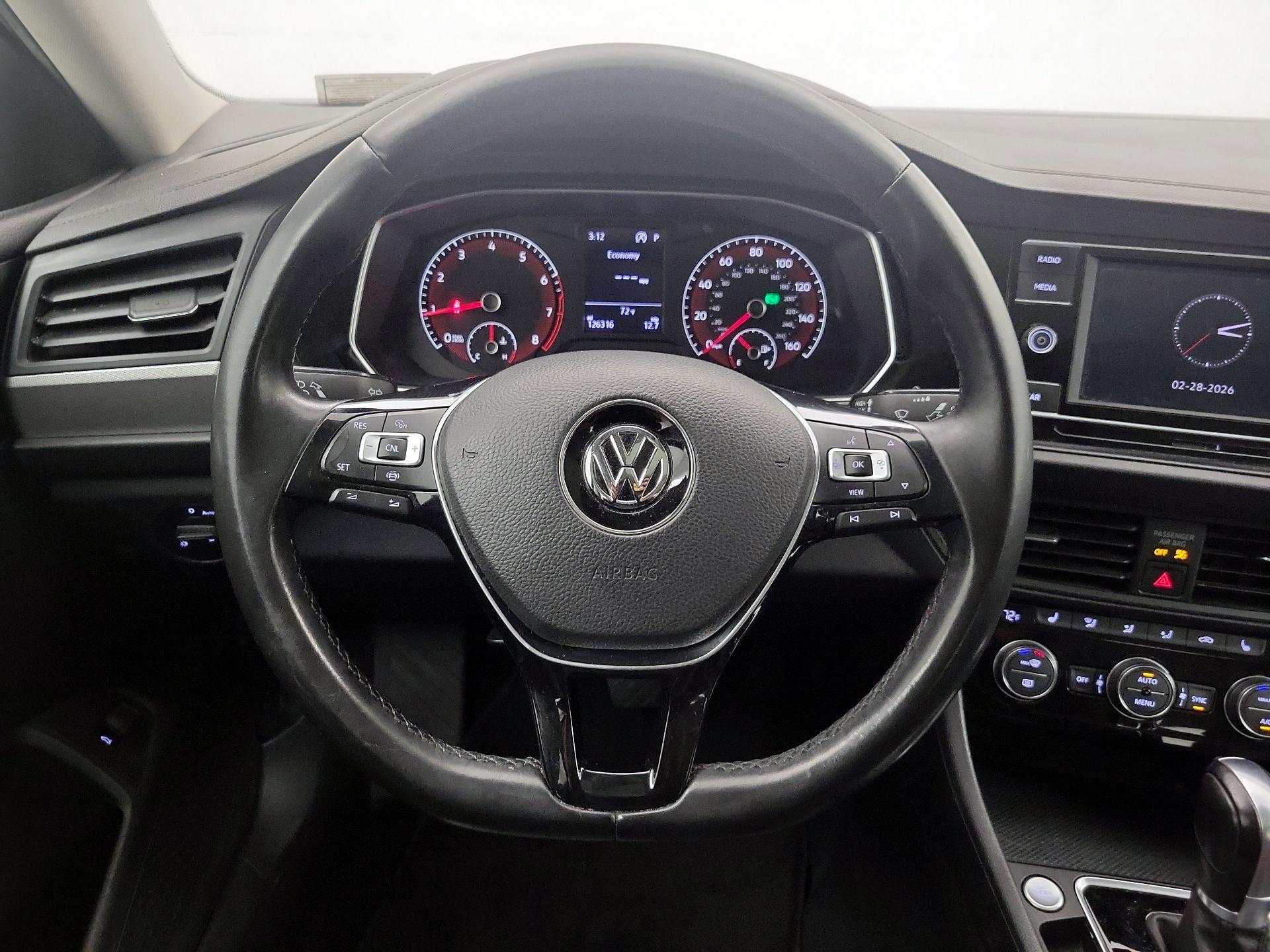 Thumbnail: 2019 Volkswagen Jetta - 10