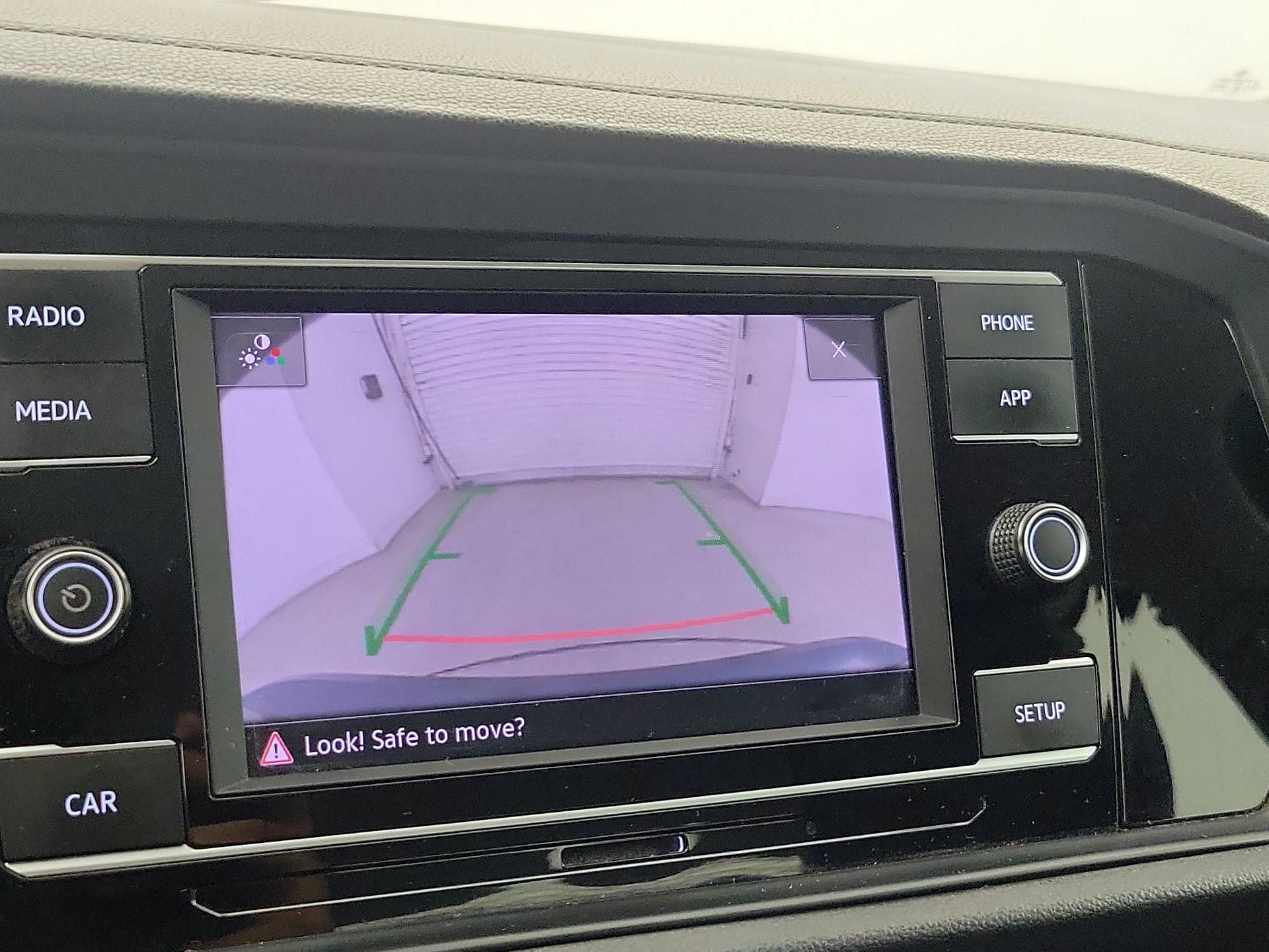 Thumbnail: 2019 Volkswagen Jetta - 14