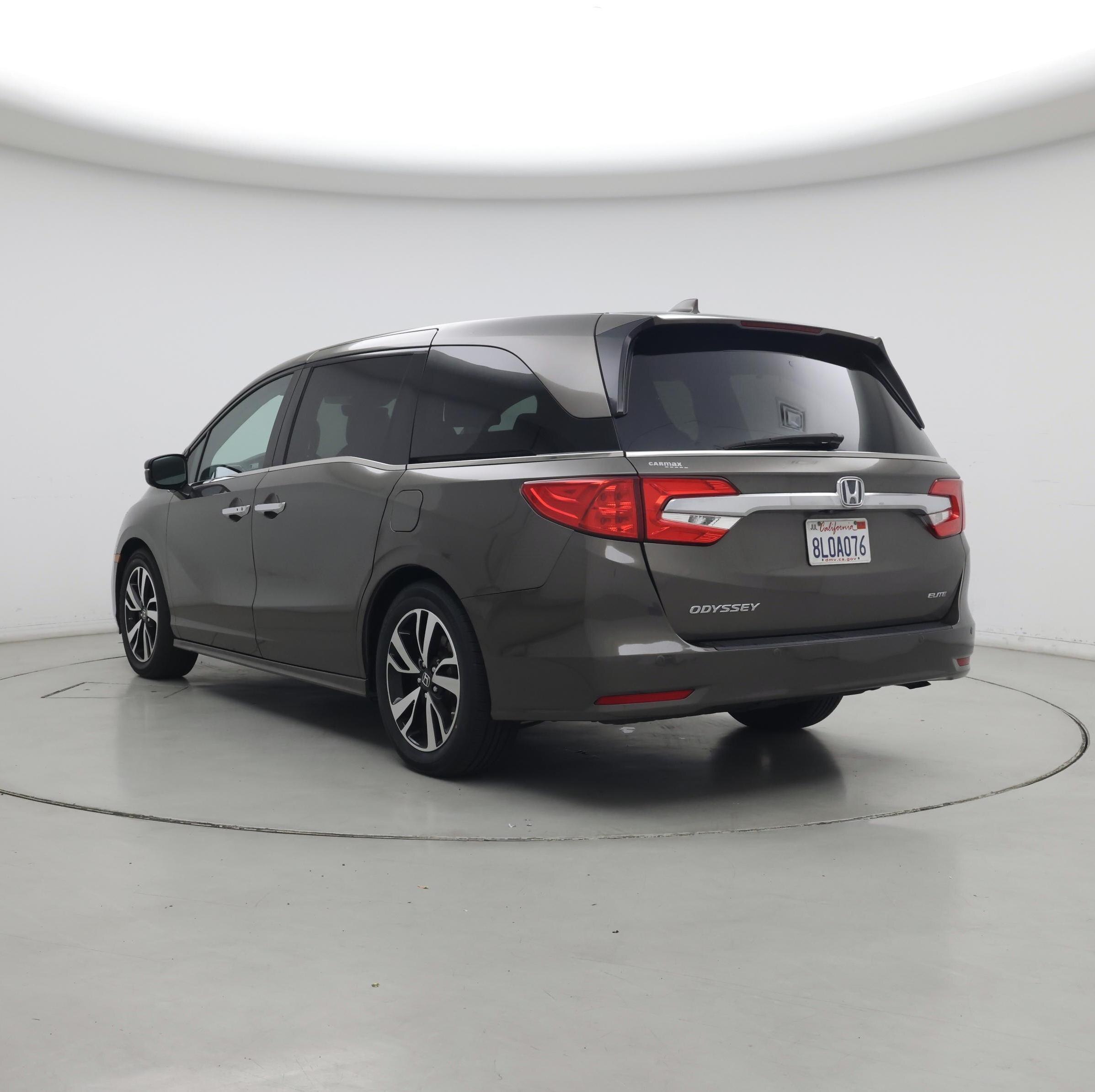 Thumbnail: 2019 Honda Odyssey - 2