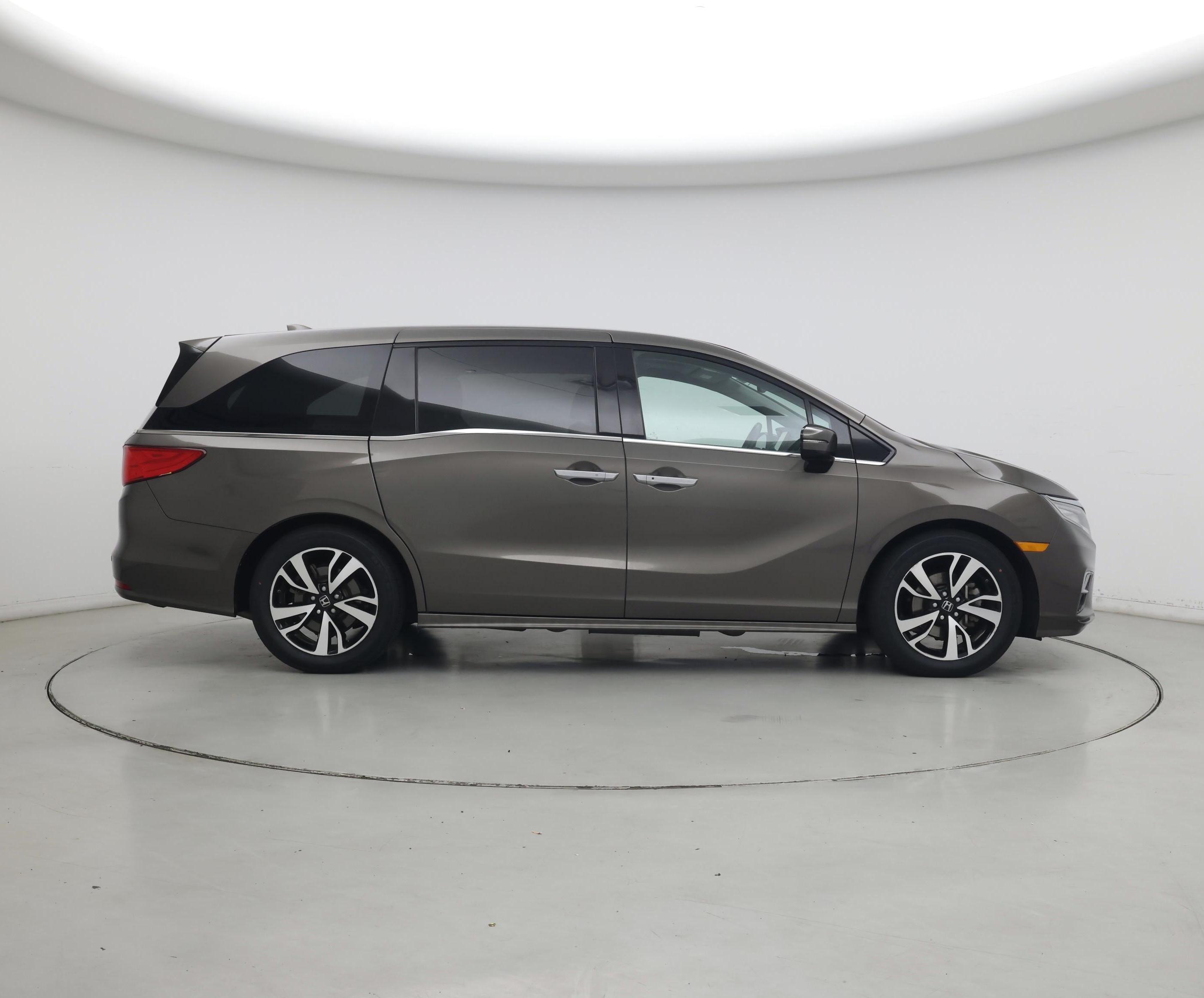 Thumbnail: 2019 Honda Odyssey - 7