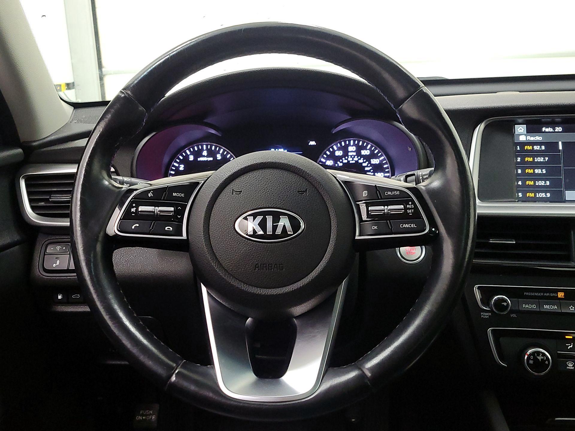 Thumbnail: 2020 Kia Optima - 10