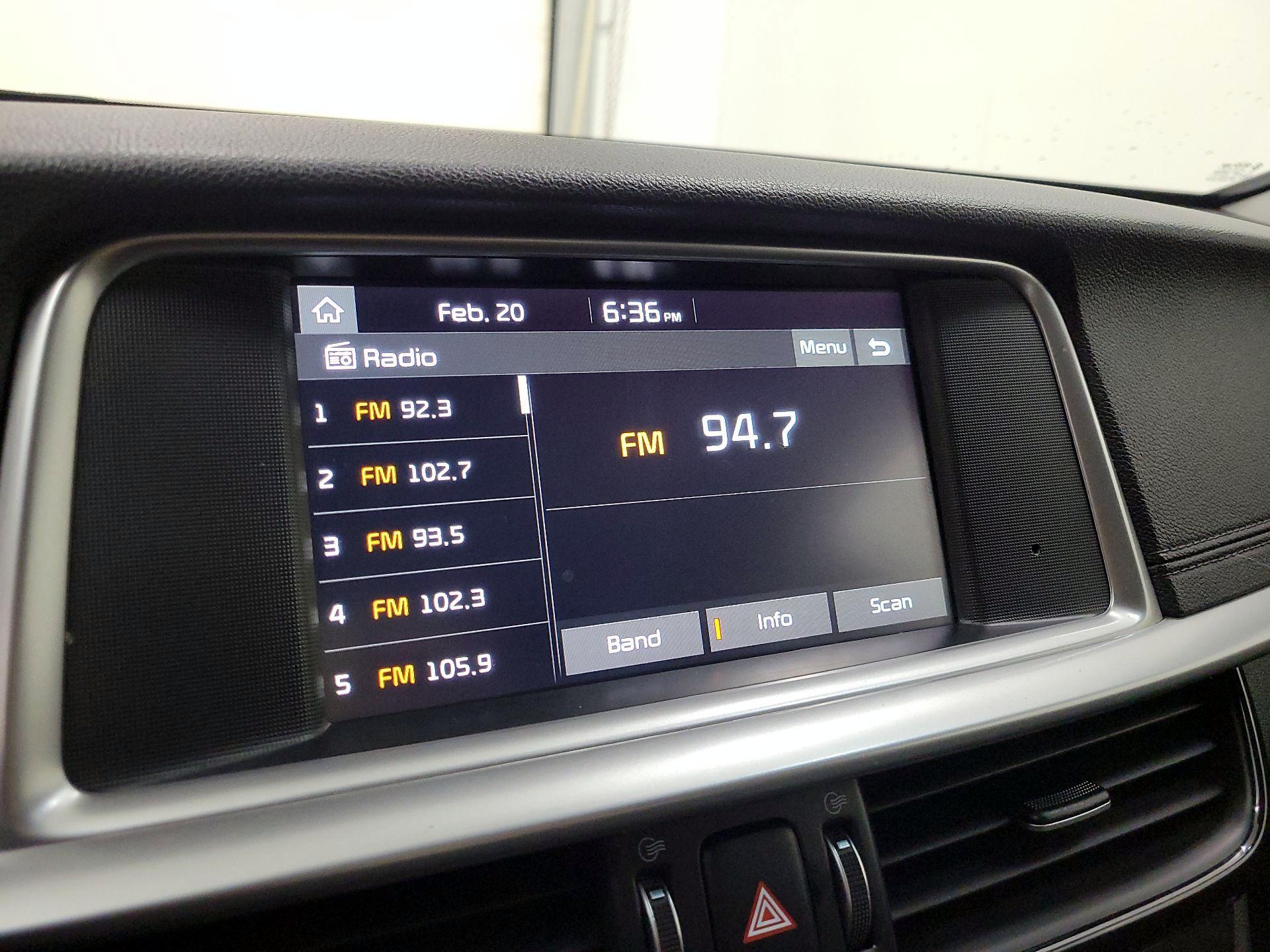 Thumbnail: 2020 Kia Optima - 15