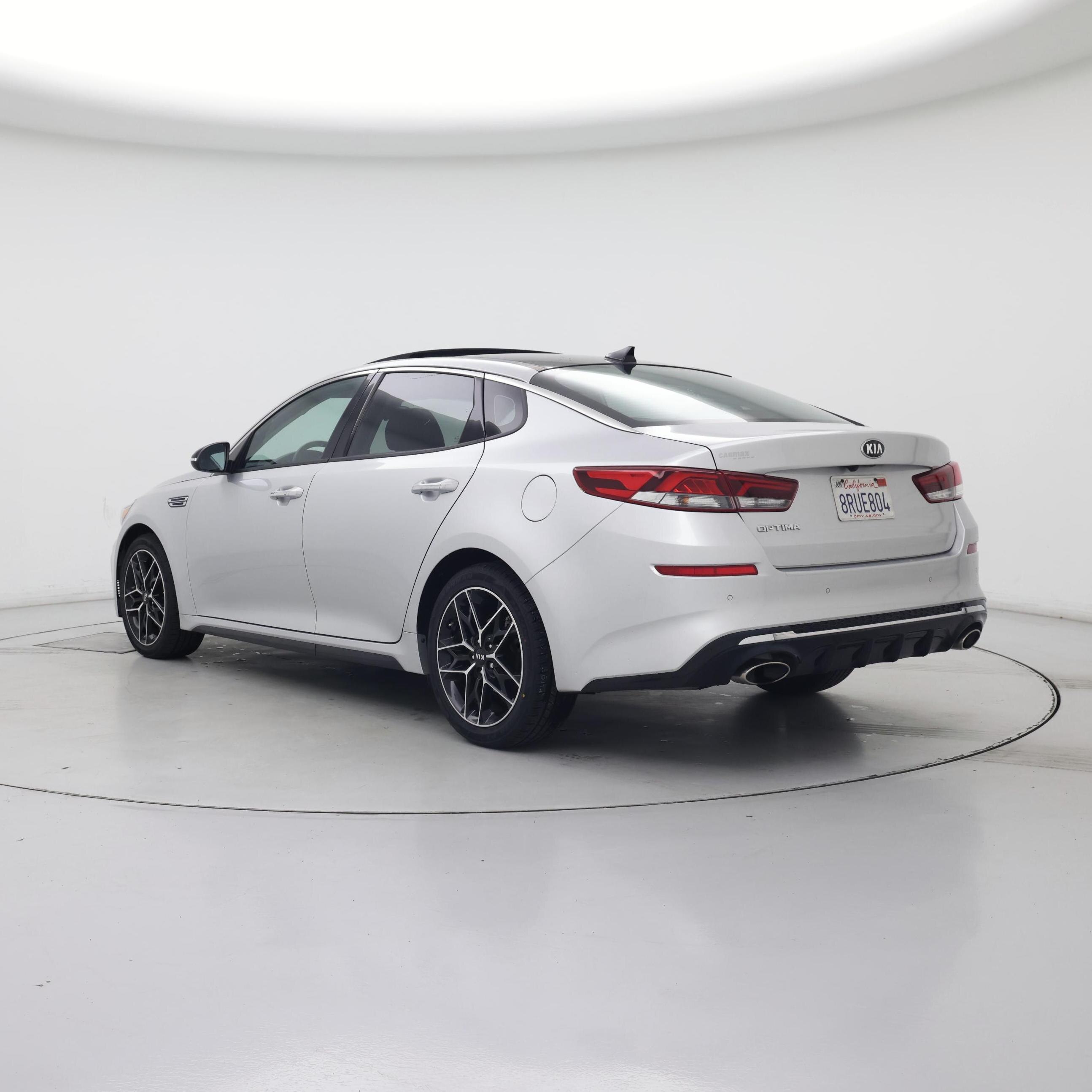 Thumbnail: 2020 Kia Optima - 2