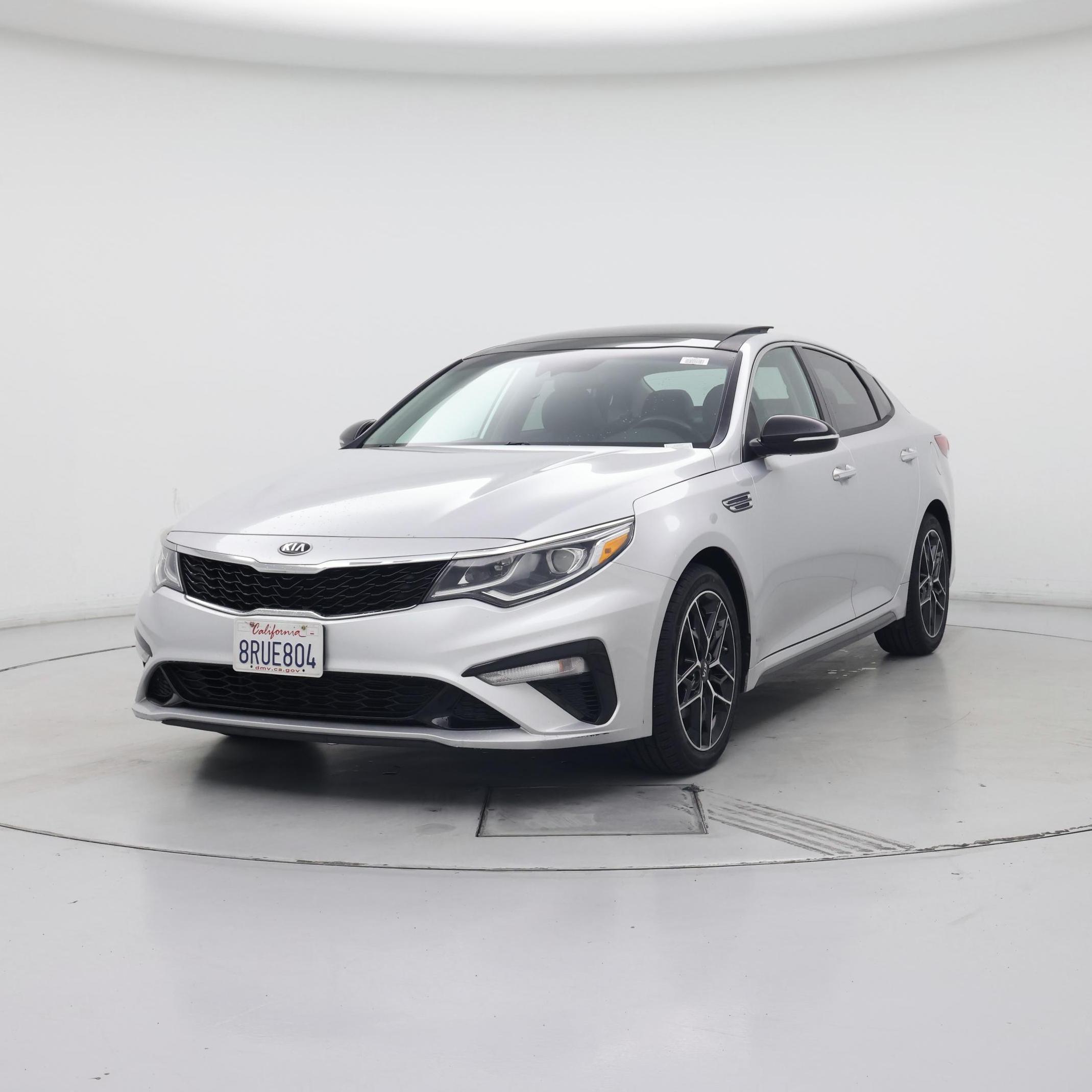 Thumbnail: 2020 Kia Optima - 4