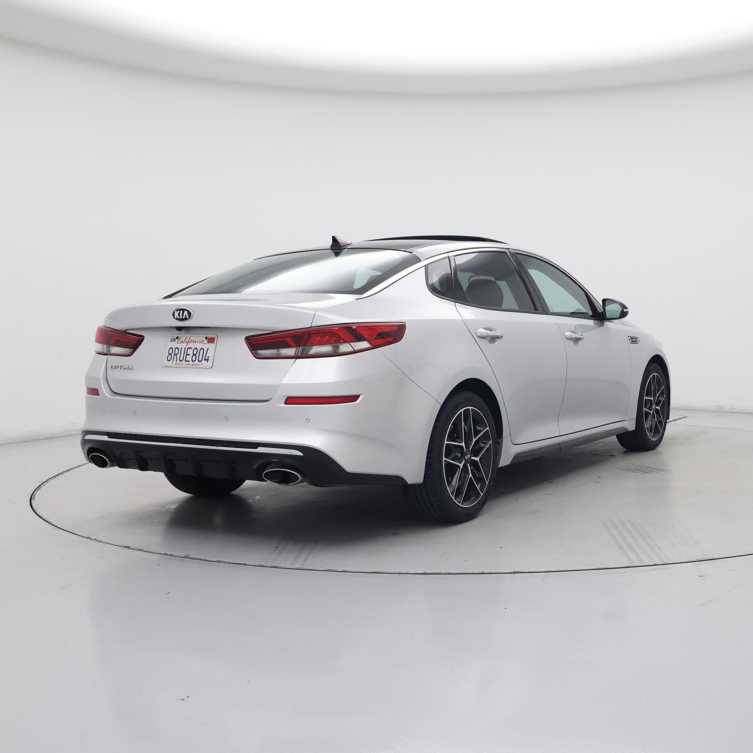 Thumbnail: 2020 Kia Optima - 8