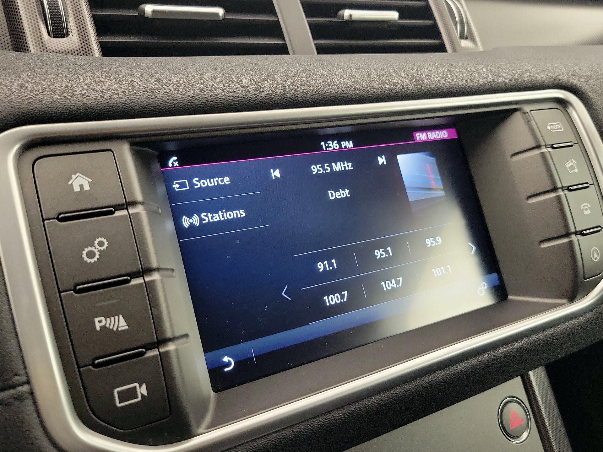 Thumbnail: 2018 Land Rover Range Rover Evoque - 16