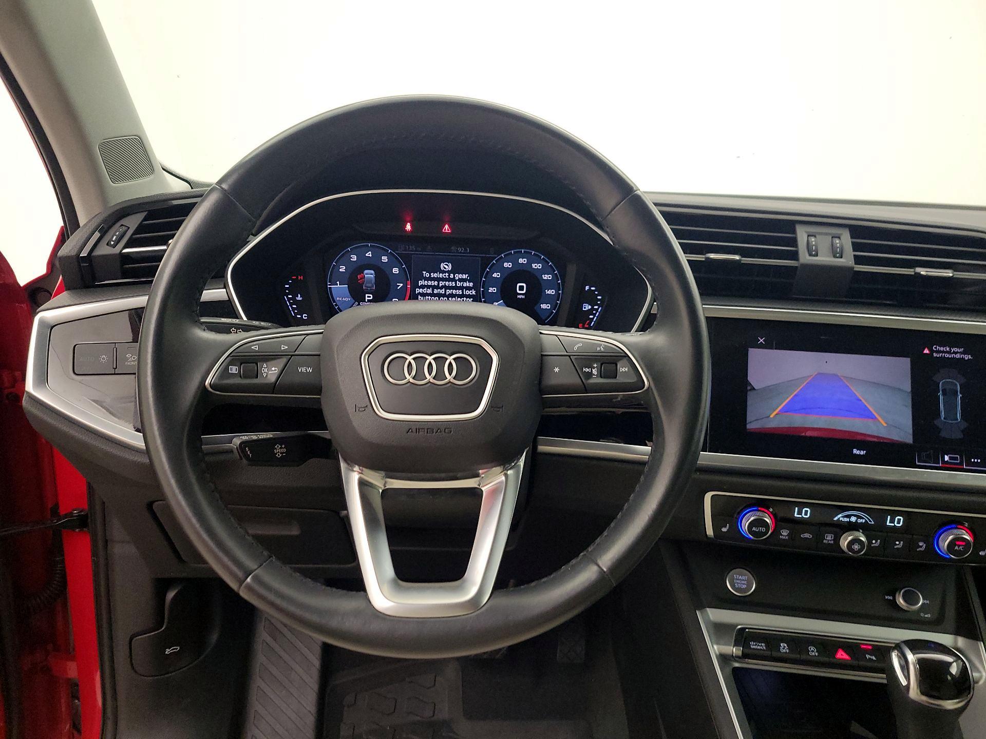 Thumbnail: 2020 Audi Q3 - 10