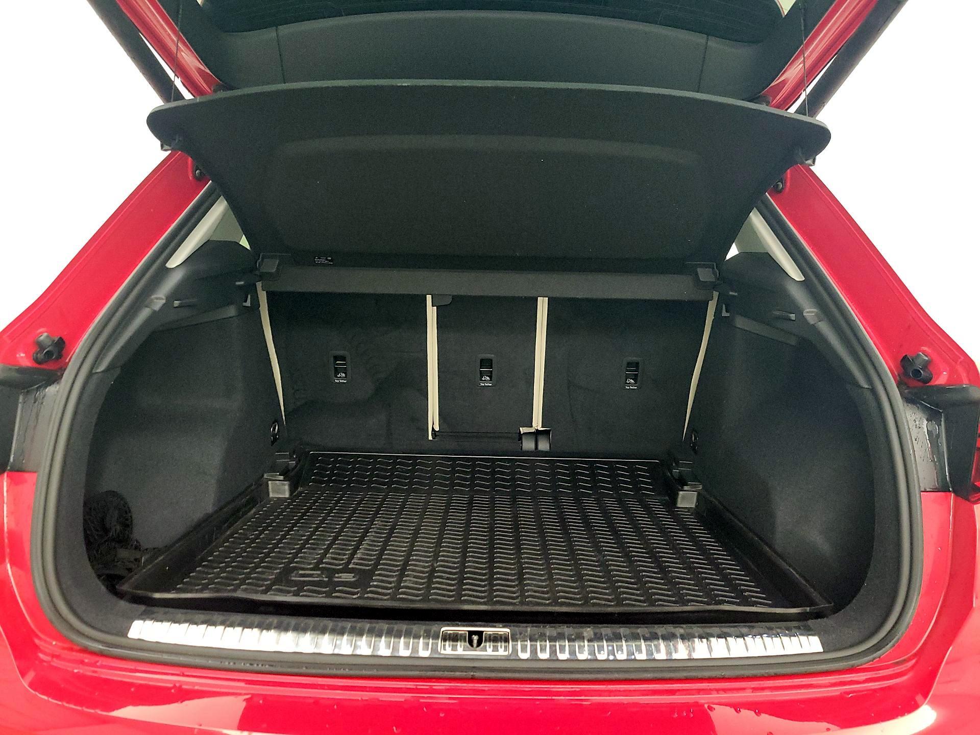 Thumbnail: 2020 Audi Q3 - 20