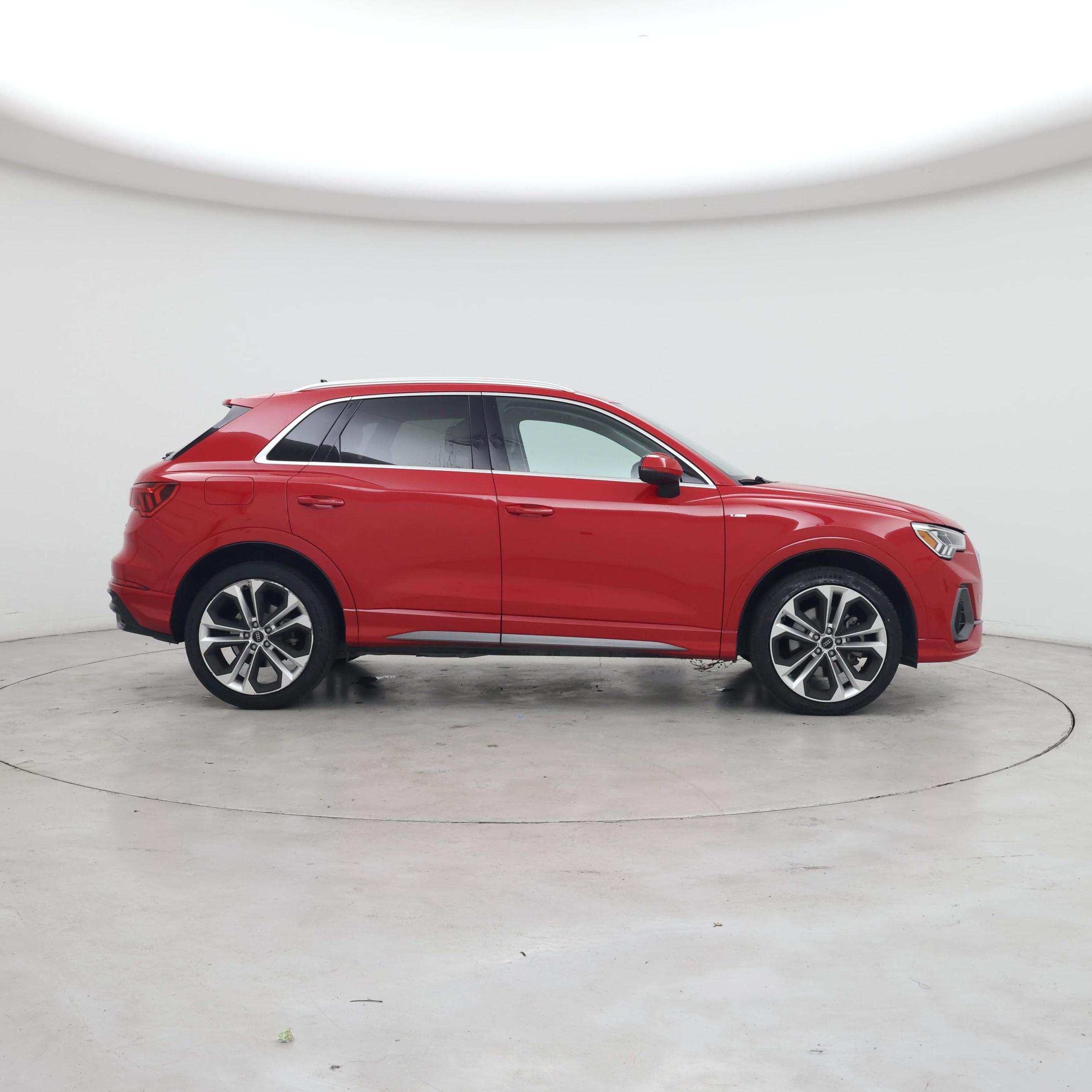 Thumbnail: 2020 Audi Q3 - 7