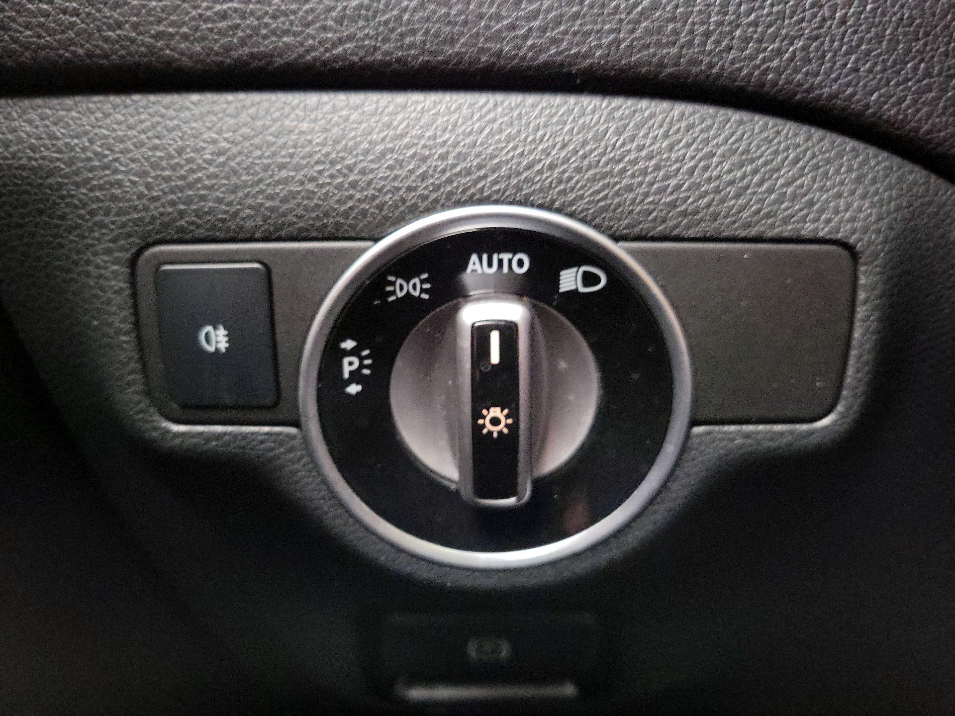 Thumbnail: 2018 Mercedes-Benz CLA - 13