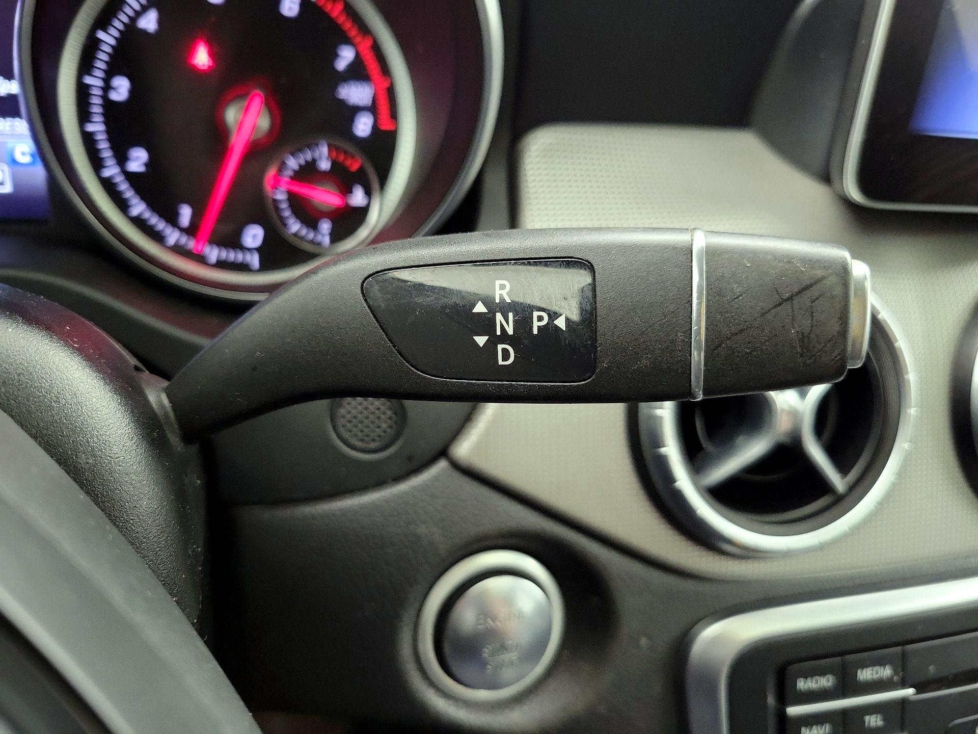 Thumbnail: 2018 Mercedes-Benz CLA - 17