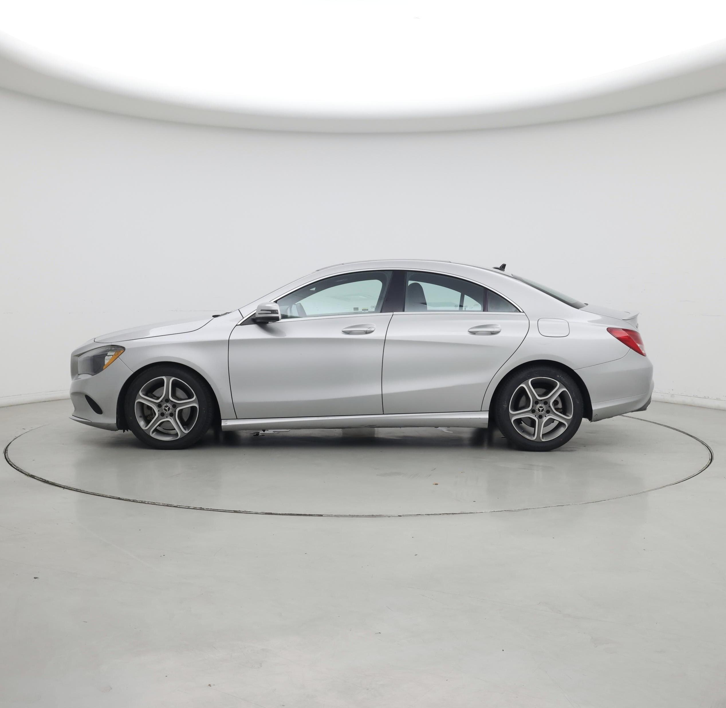 Thumbnail: 2018 Mercedes-Benz CLA - 3