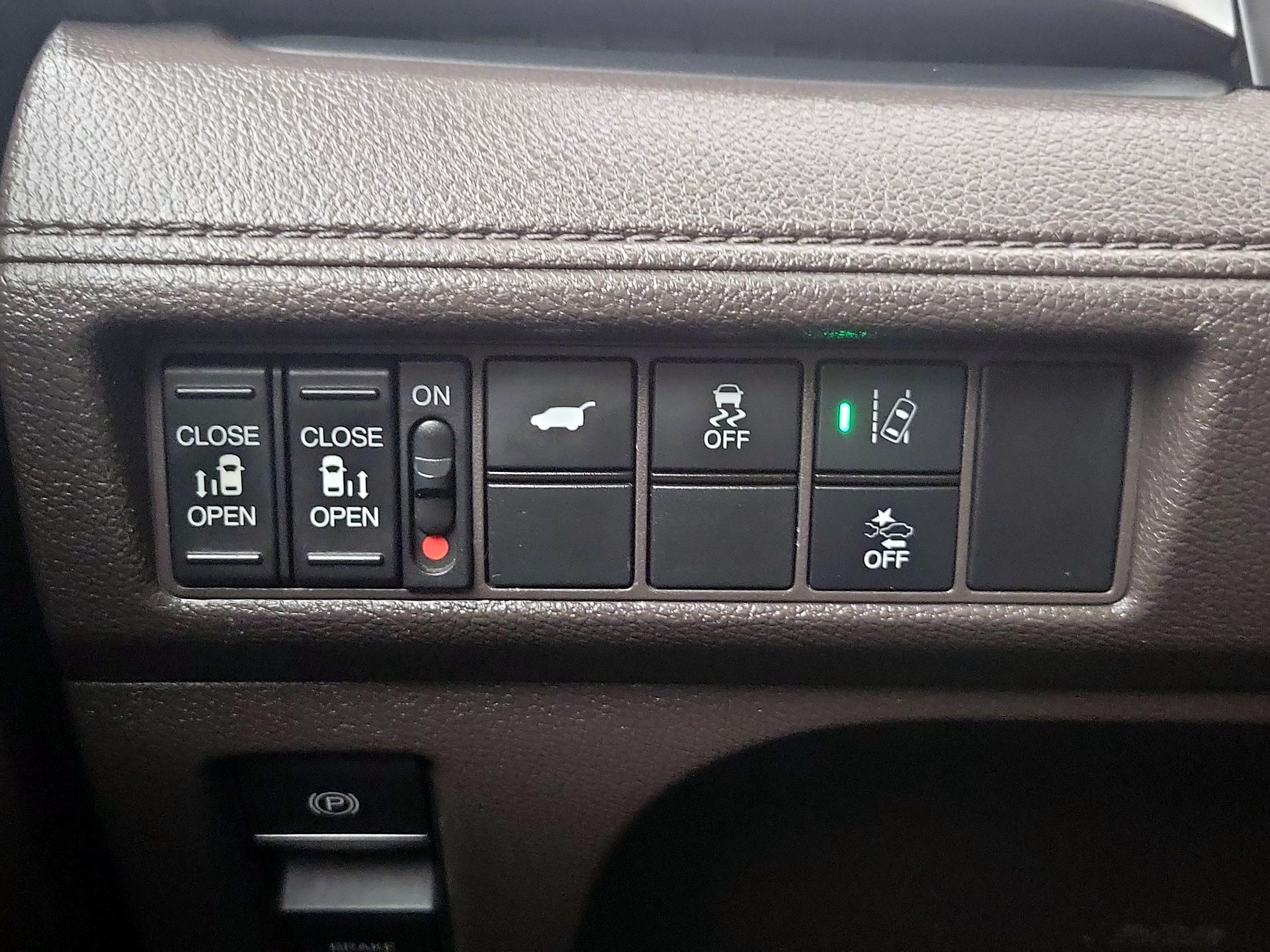 Thumbnail: 2020 Honda Odyssey - 13