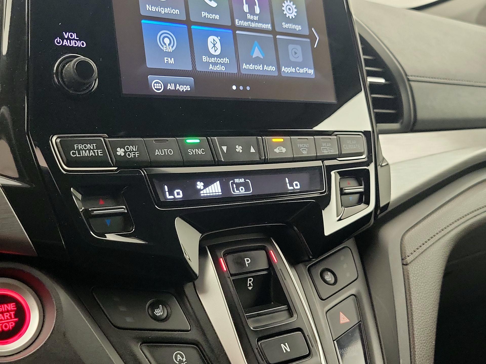 Thumbnail: 2020 Honda Odyssey - 17