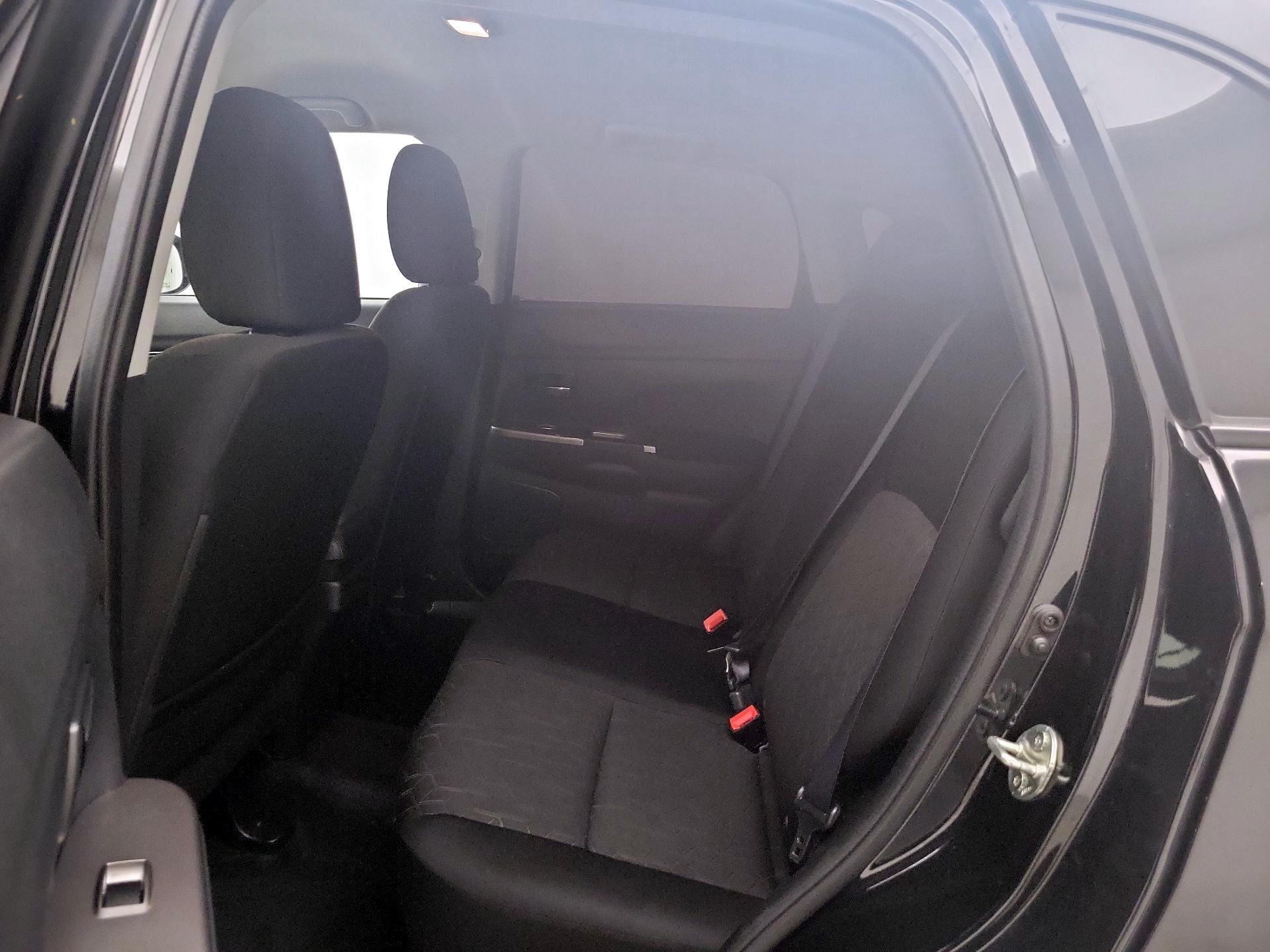 Thumbnail: 2021 Mitsubishi Outlander Sport - 19