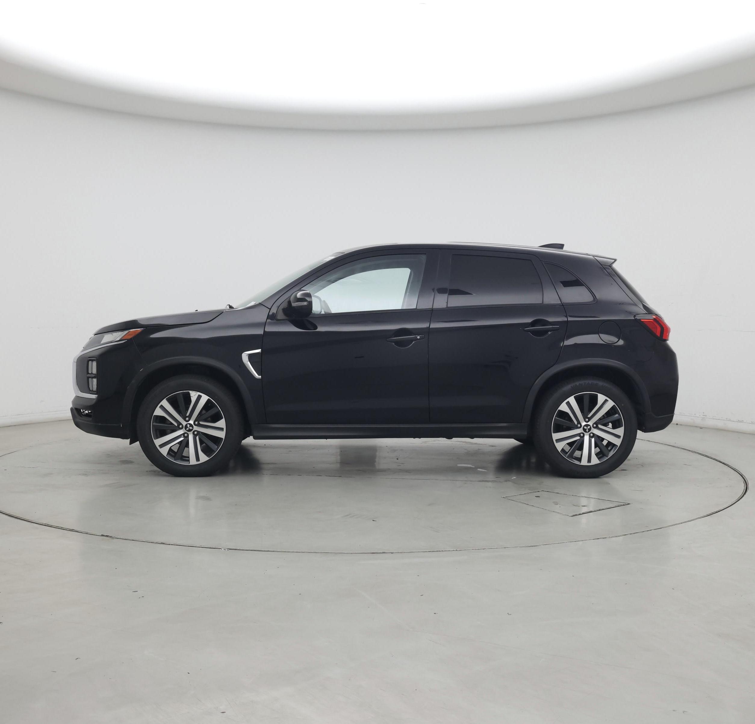 Thumbnail: 2021 Mitsubishi Outlander Sport - 3