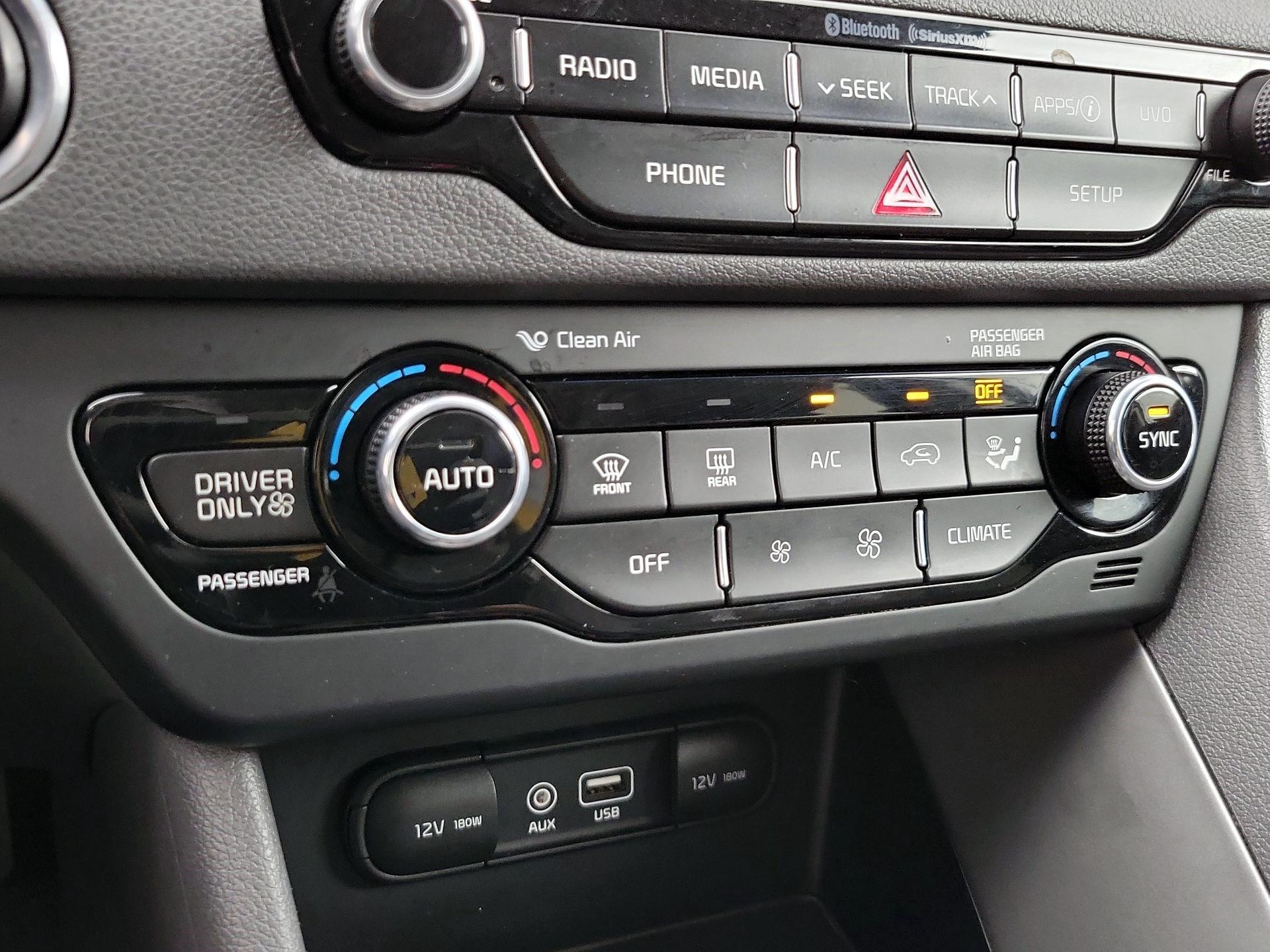 Thumbnail: 2017 Kia Niro - 16