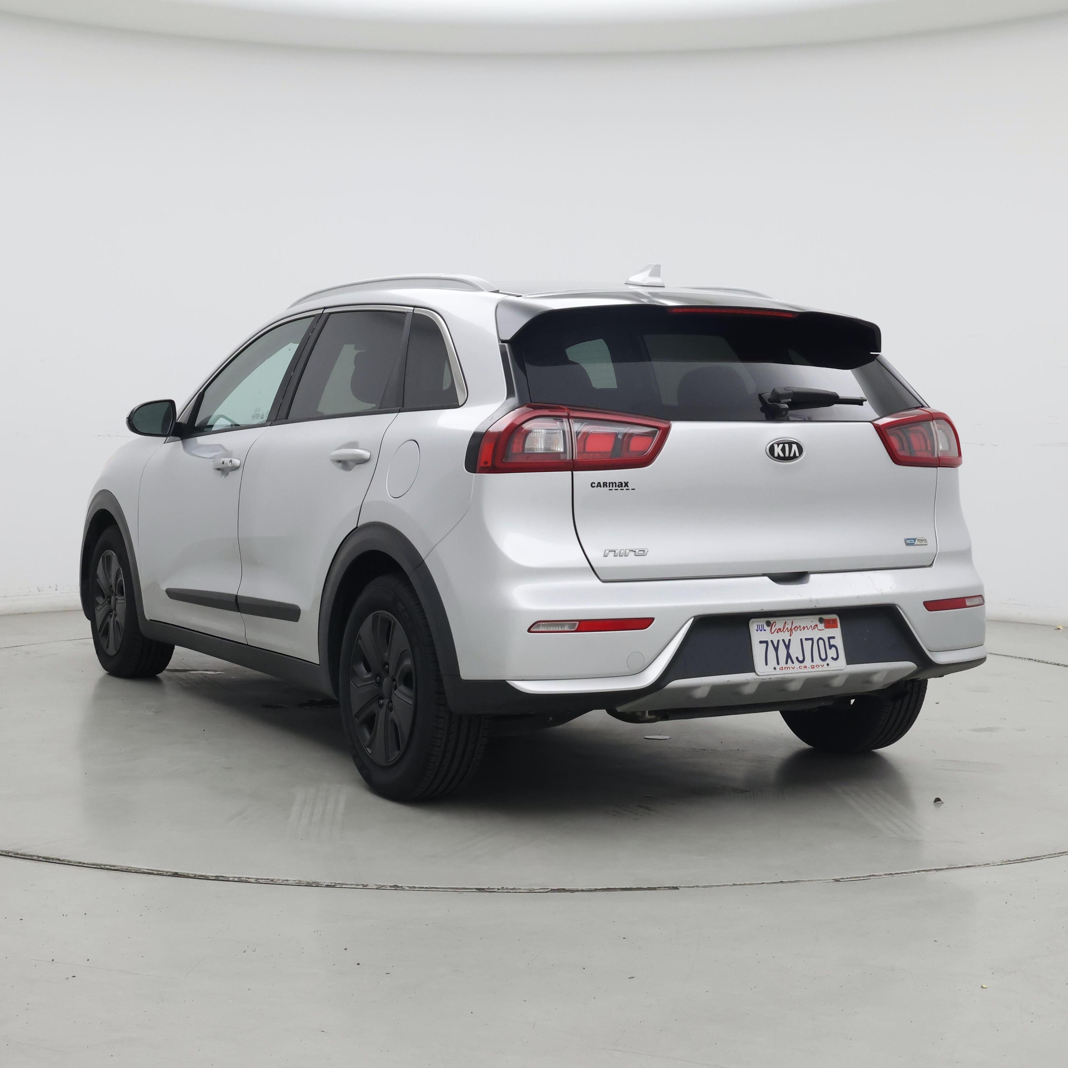 Thumbnail: 2017 Kia Niro - 2