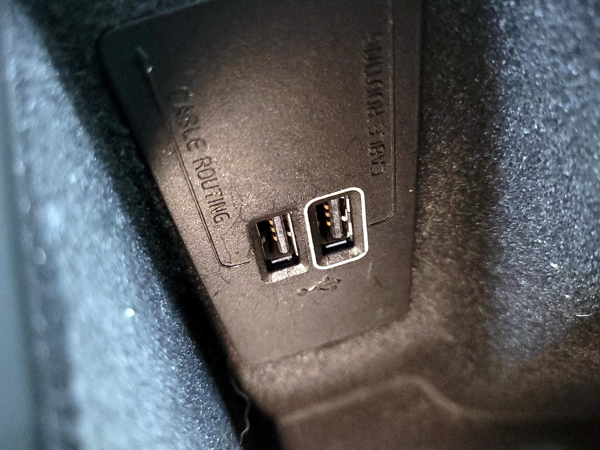 Thumbnail: 2018 Volvo XC60 - 19