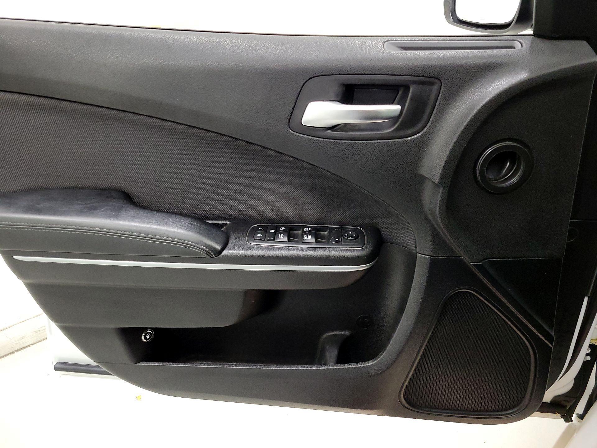 Thumbnail: 2017 Dodge Charger - 12