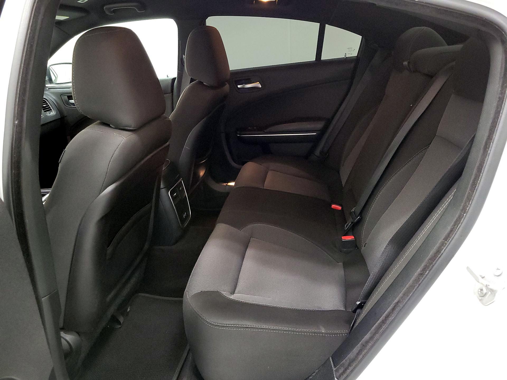 Thumbnail: 2017 Dodge Charger - 17