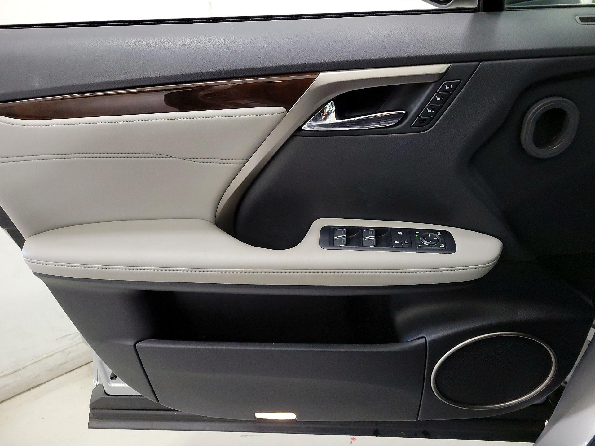 Thumbnail: 2017 Lexus RX - 12