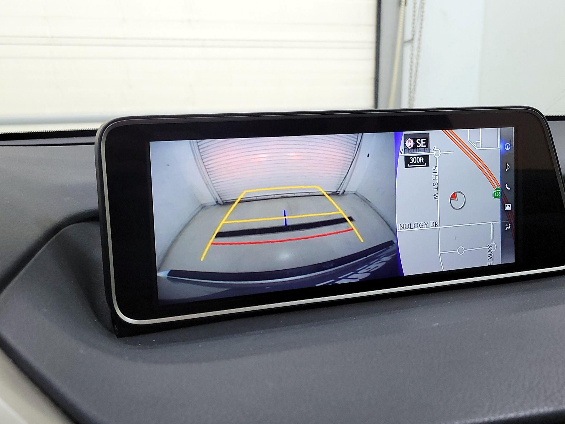 Thumbnail: 2017 Lexus RX - 15