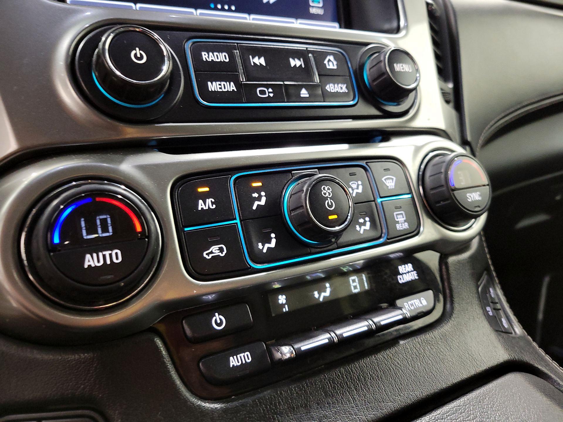 Thumbnail: 2015 Chevrolet Tahoe - 17
