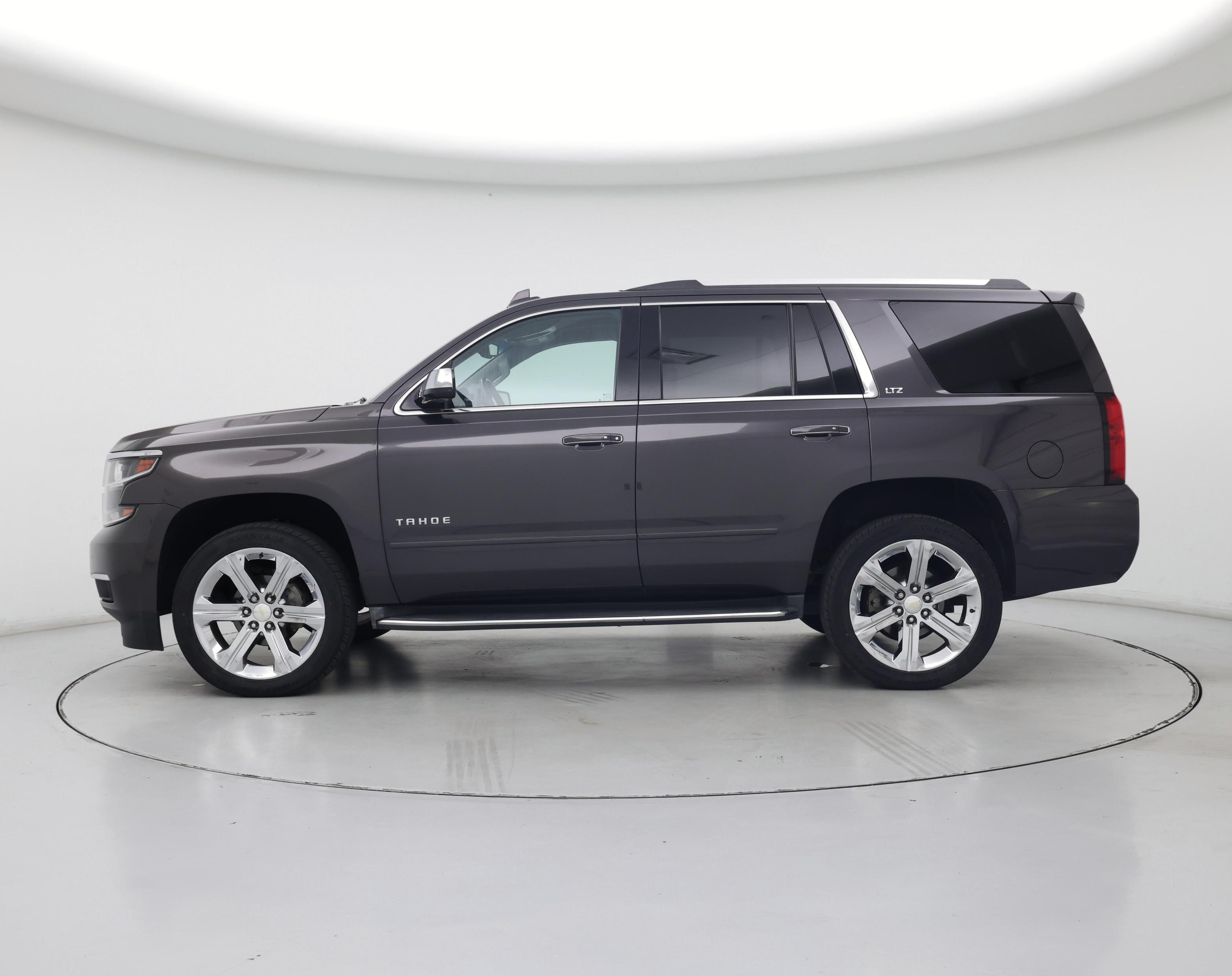 Thumbnail: 2015 Chevrolet Tahoe - 3