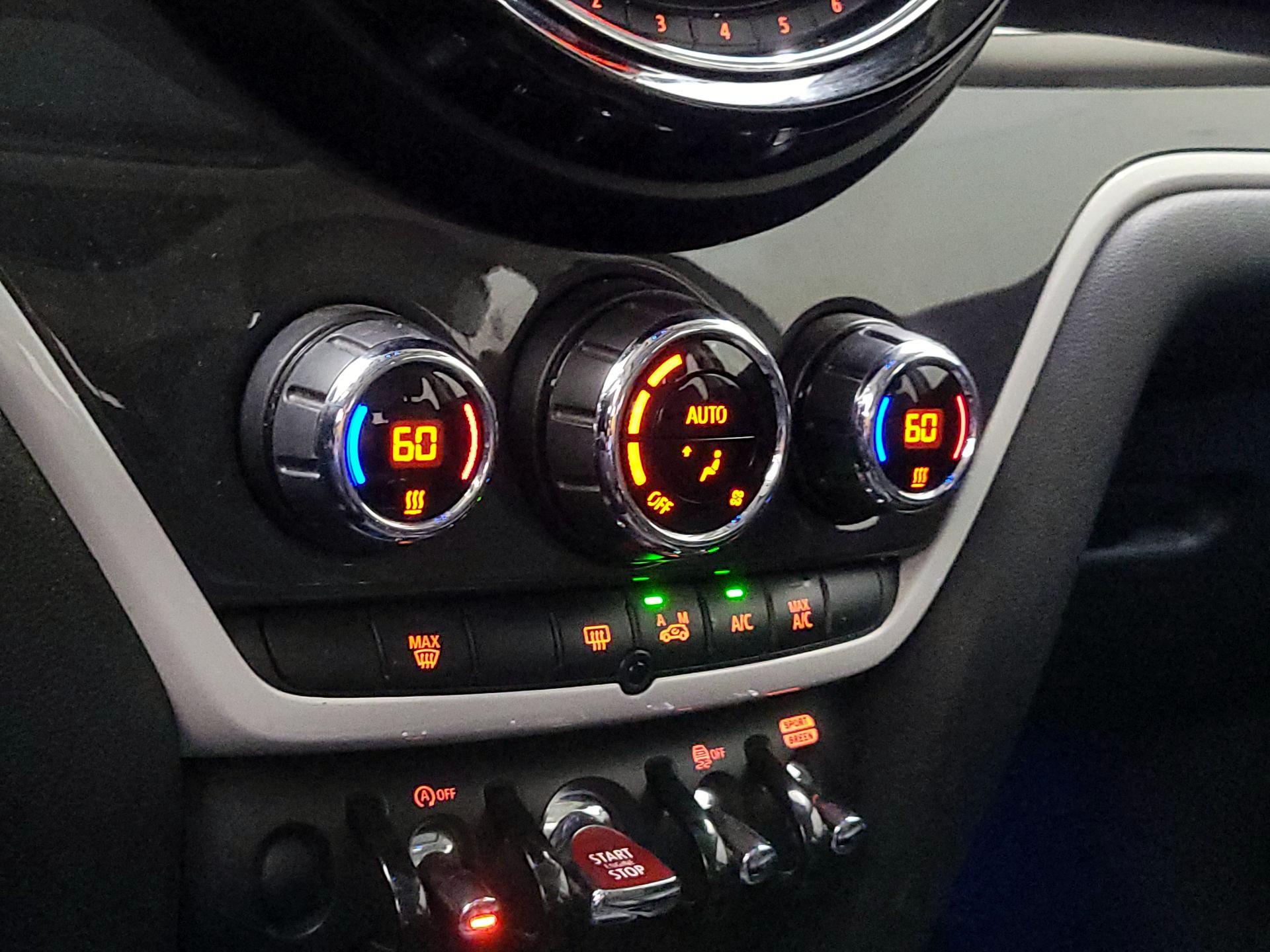 Thumbnail: 2018 MINI Cooper Countryman - 16