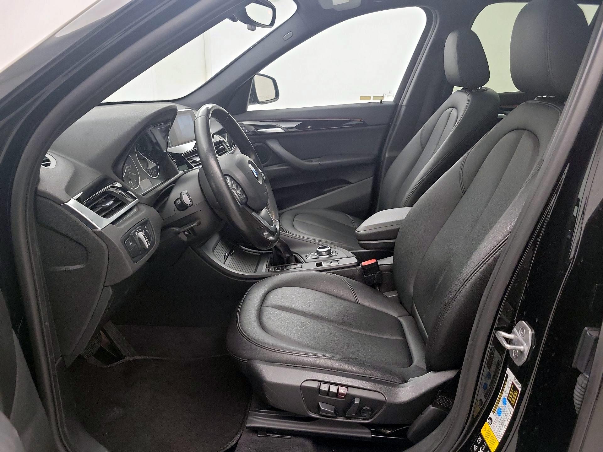 Thumbnail: 2018 BMW X1 - 11