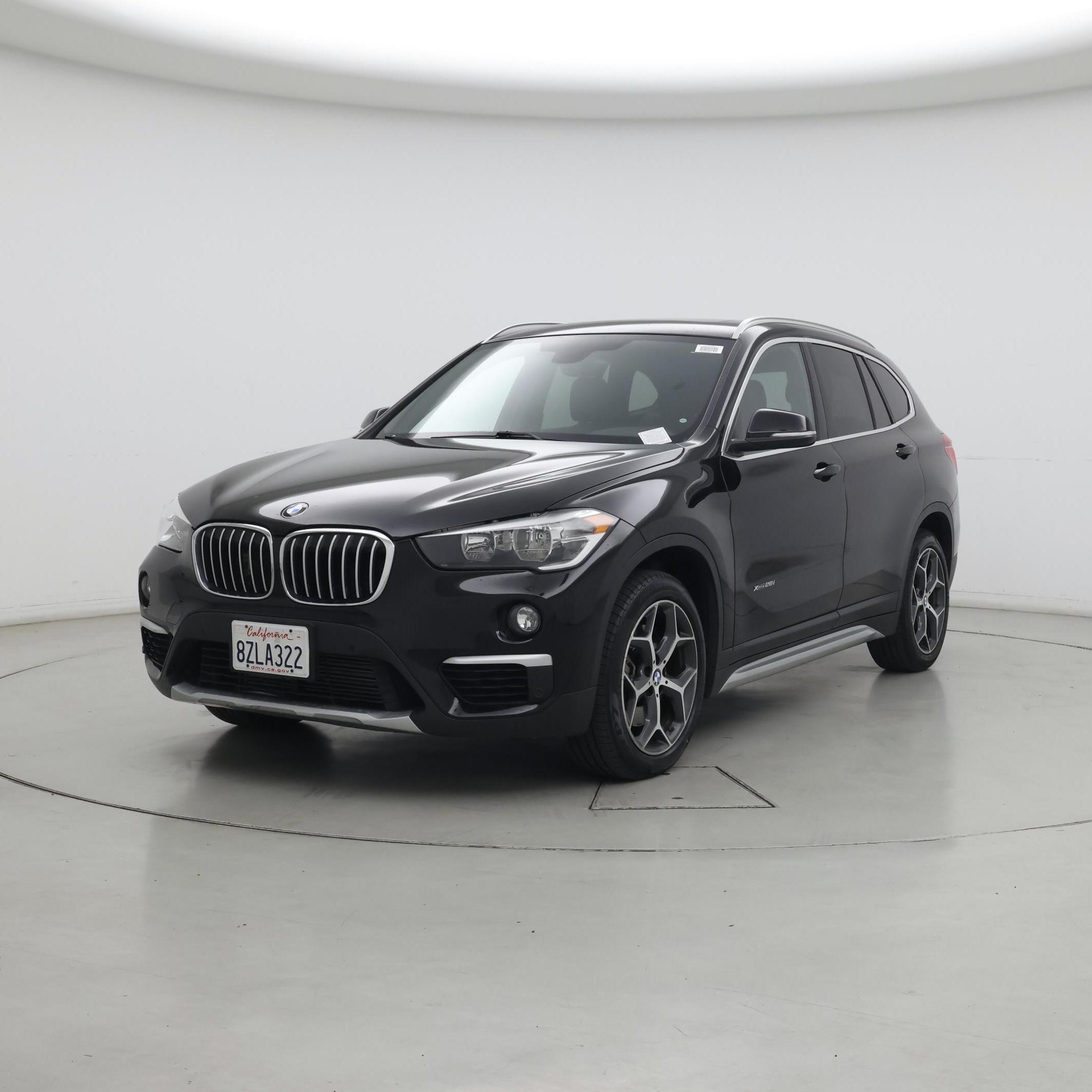 Thumbnail: 2018 BMW X1 - 4