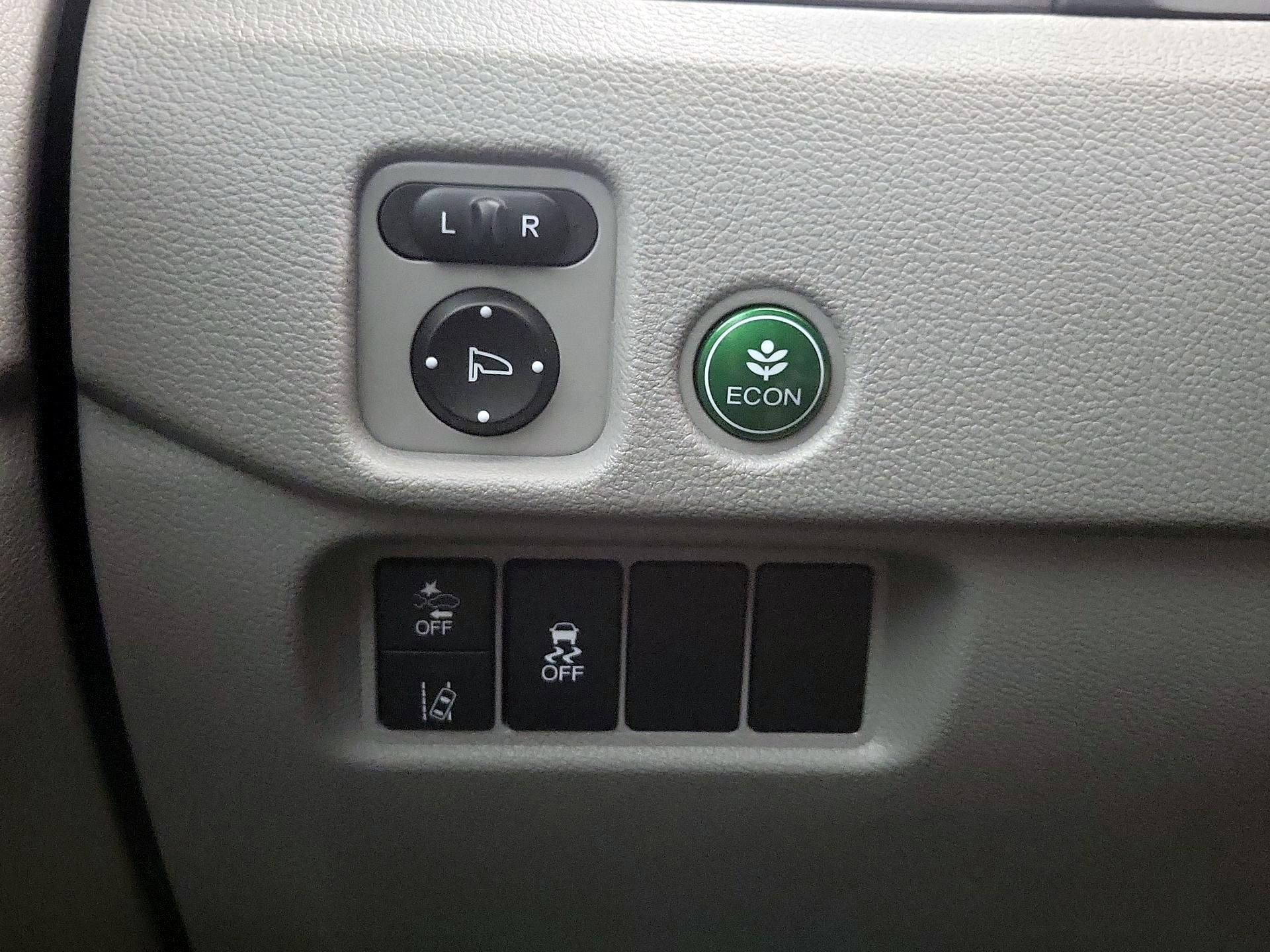 Thumbnail: 2020 Honda Pilot - 13