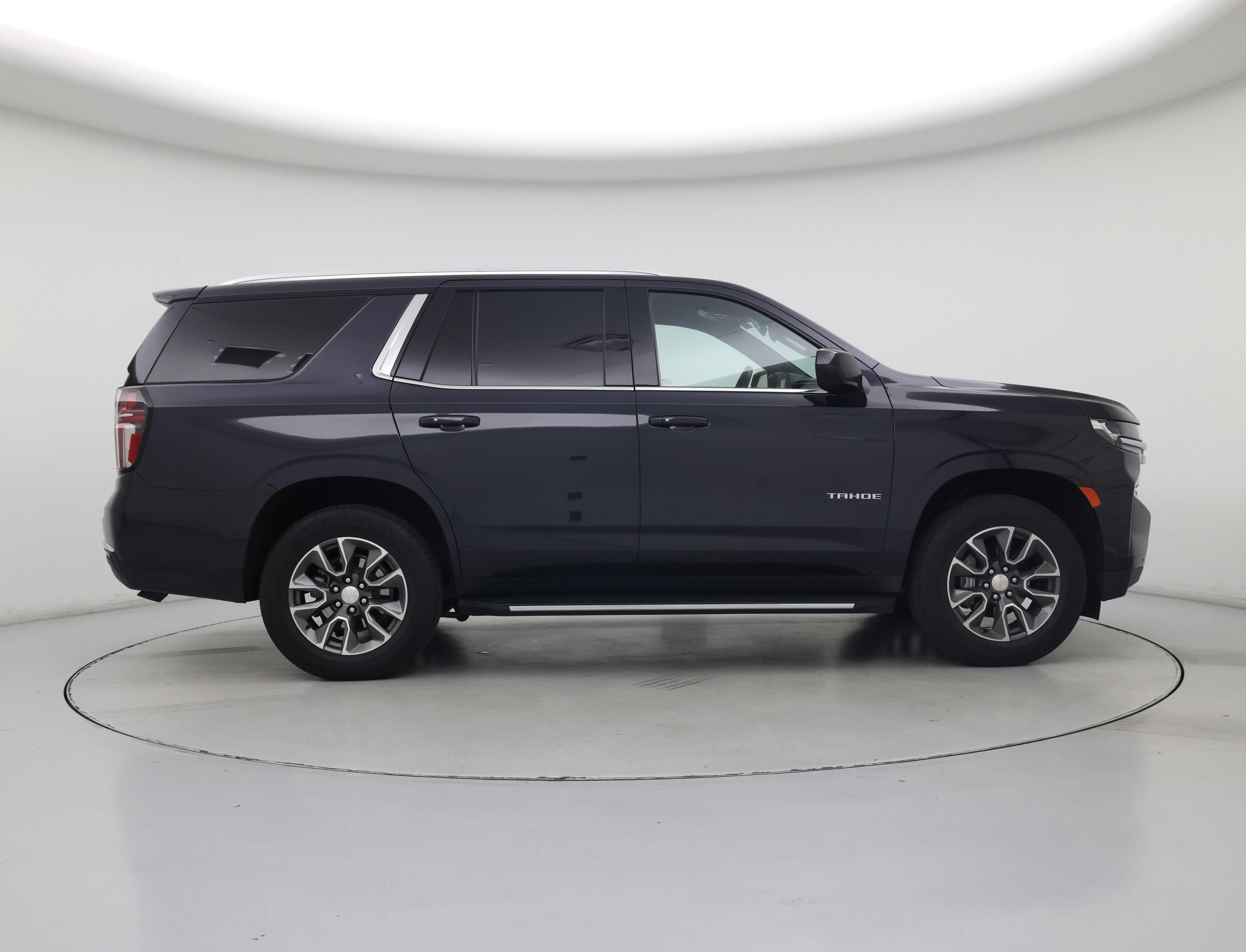 Thumbnail: 2023 Chevrolet Tahoe - 7