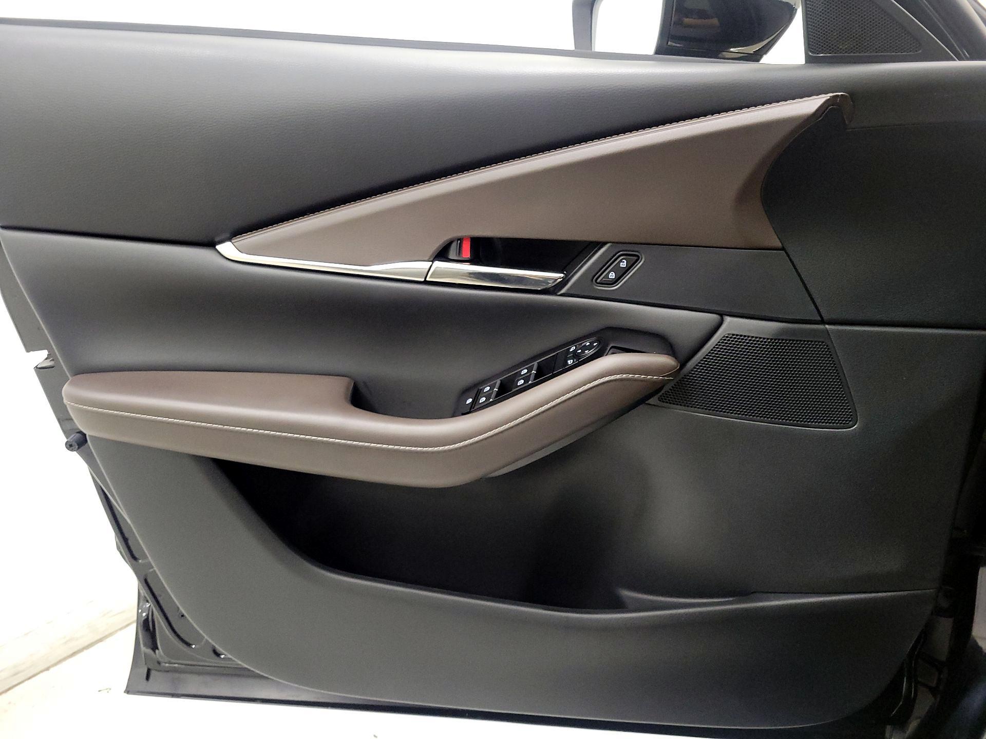 Thumbnail: 2022 Mazda CX-30 - 12