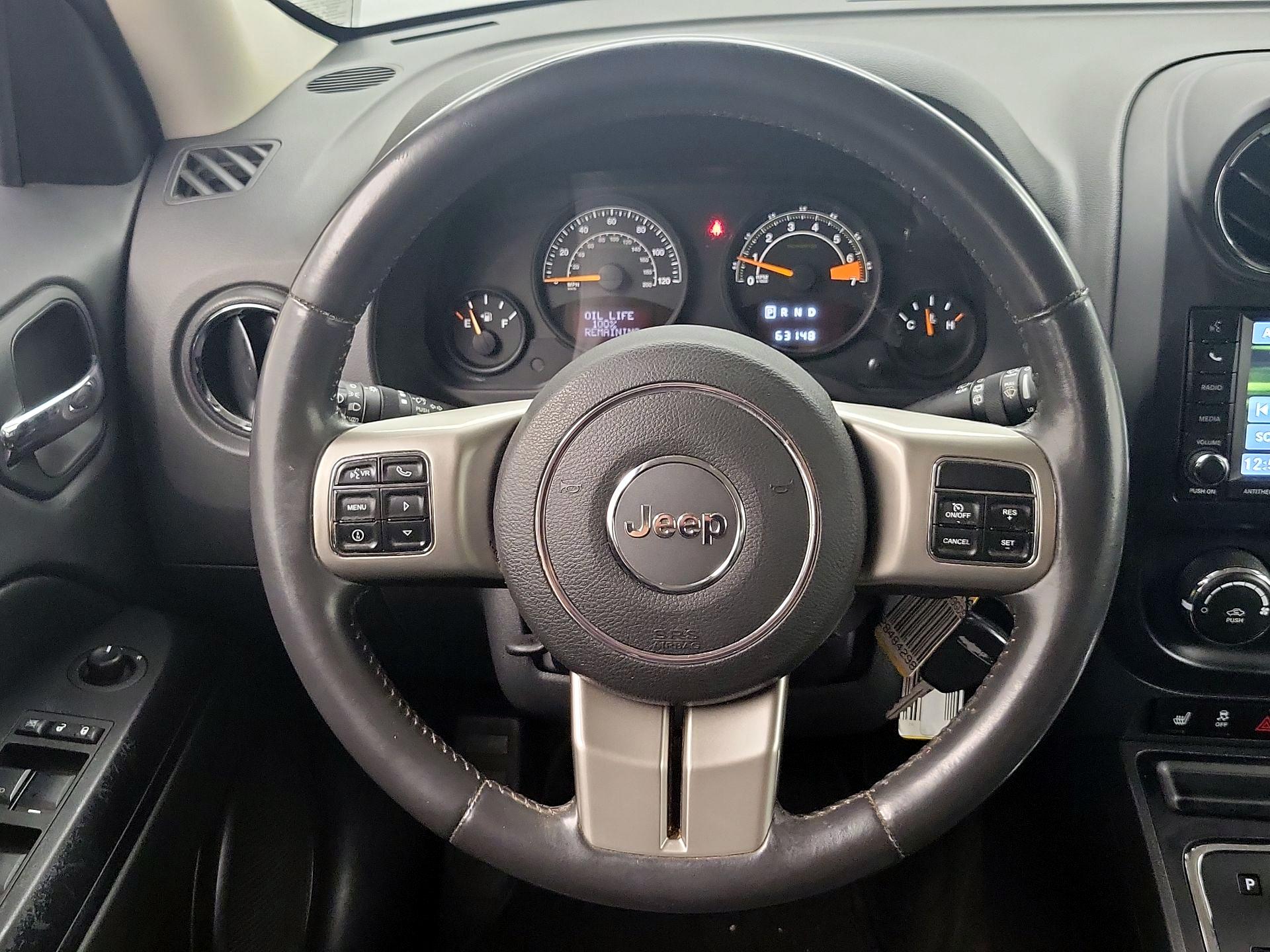 Thumbnail: 2016 Jeep Patriot - 10