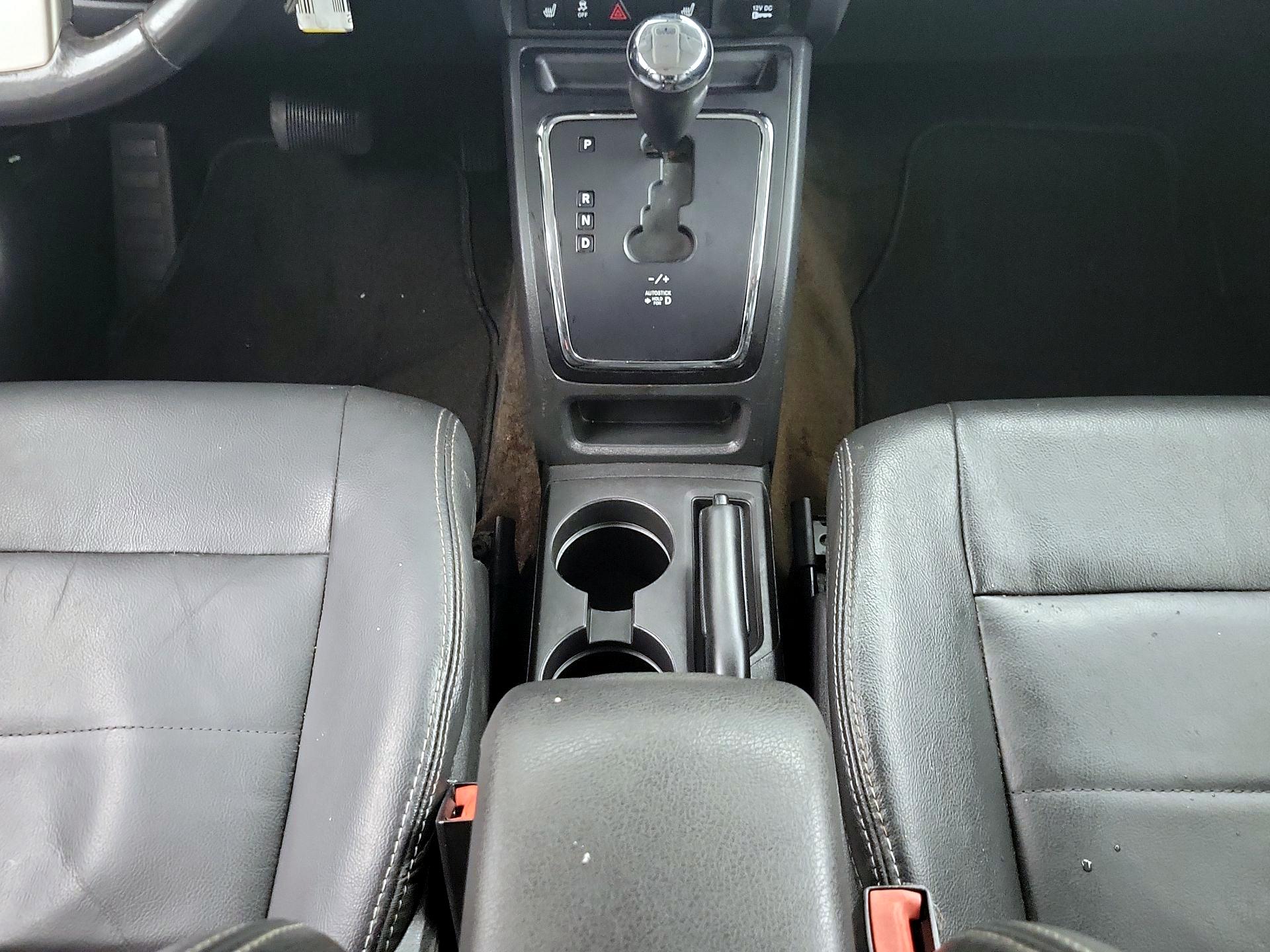 Thumbnail: 2016 Jeep Patriot - 16