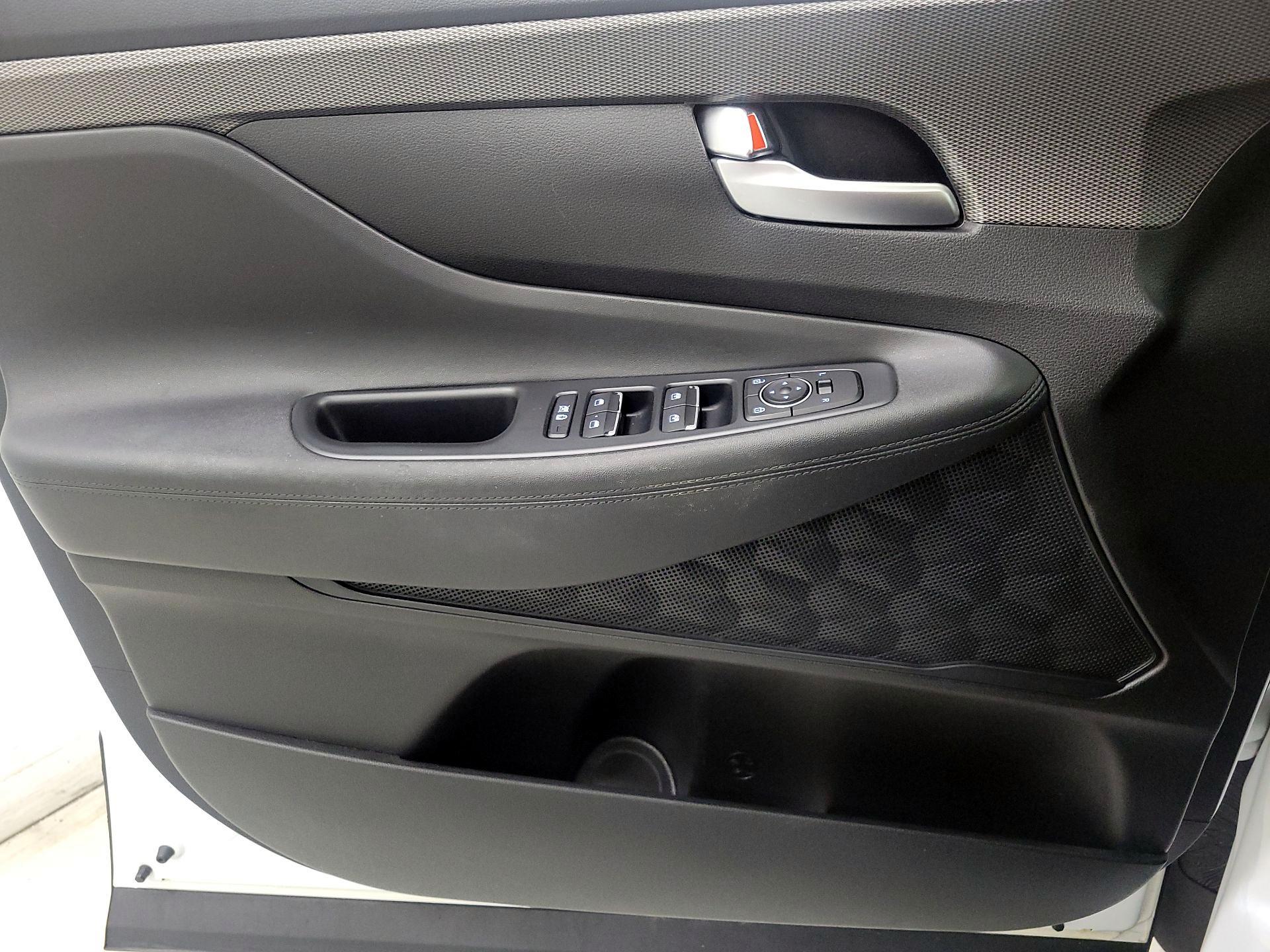 Thumbnail: 2020 Hyundai Santa Fe - 12