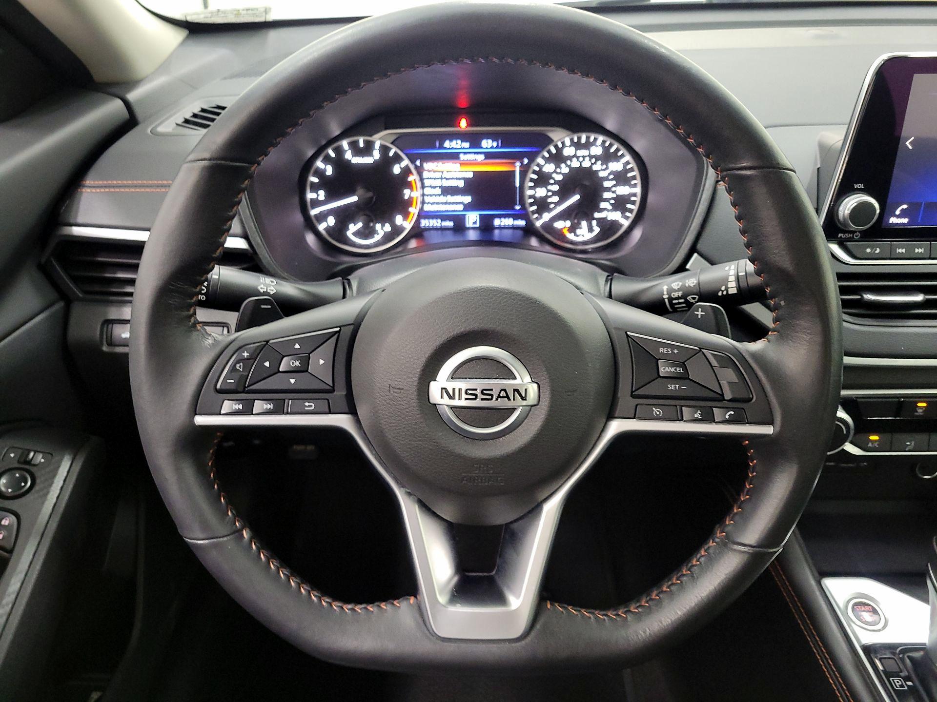 Thumbnail: 2022 Nissan Altima - 10