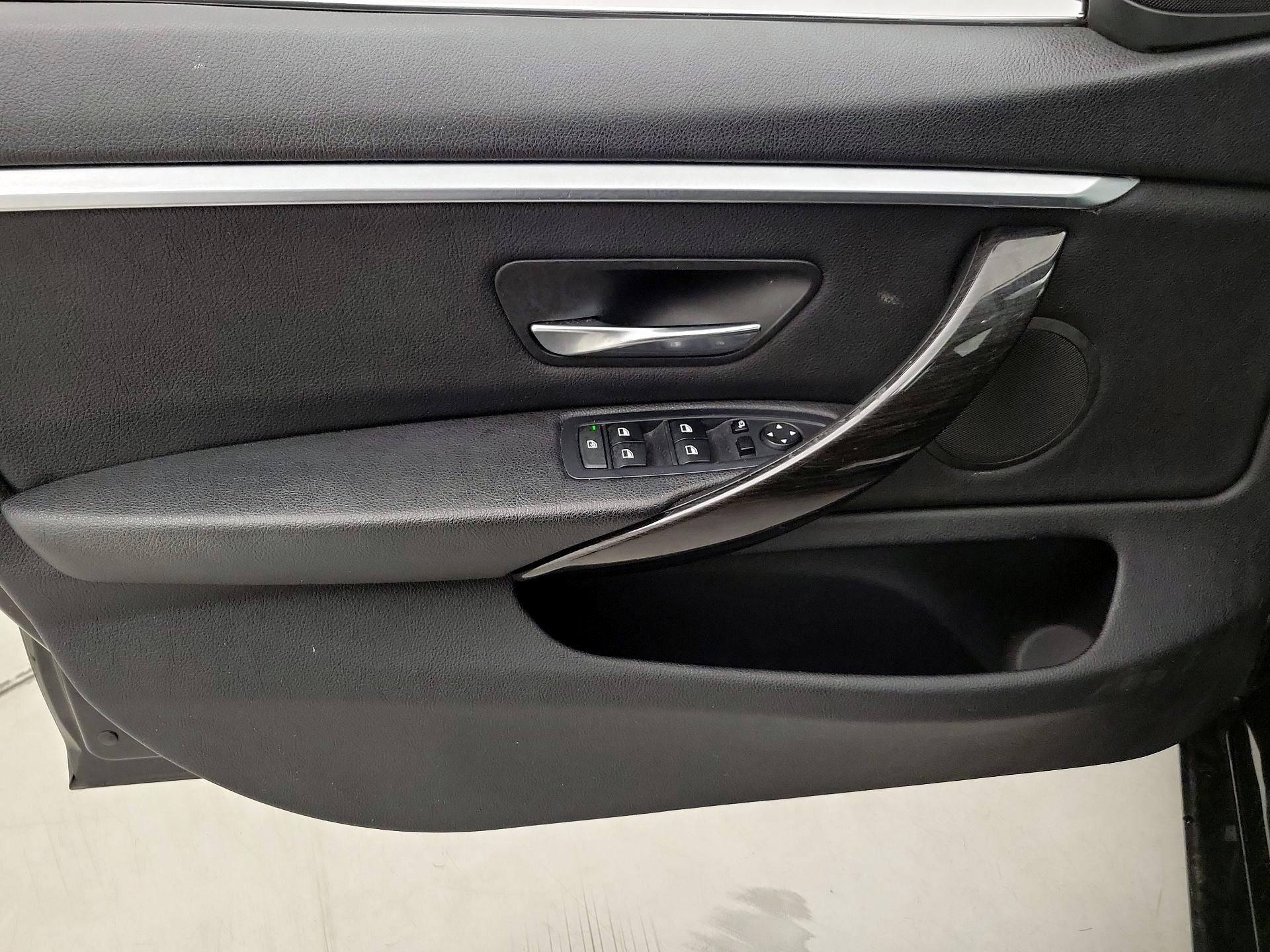 Thumbnail: 2016 BMW 4 Series - 12