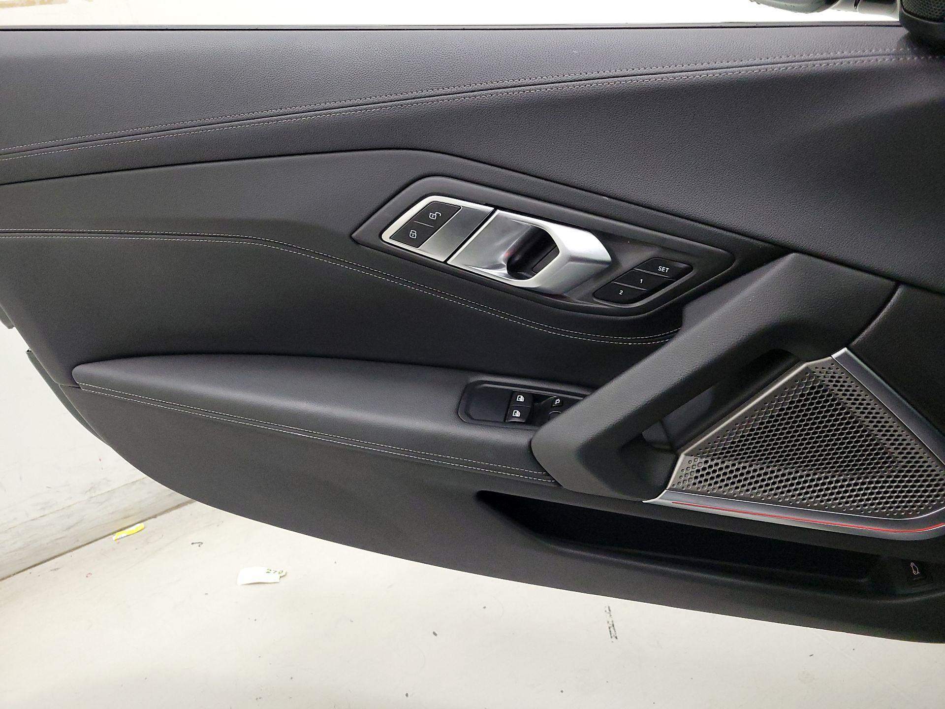 Thumbnail: 2025 BMW Z4 - 12