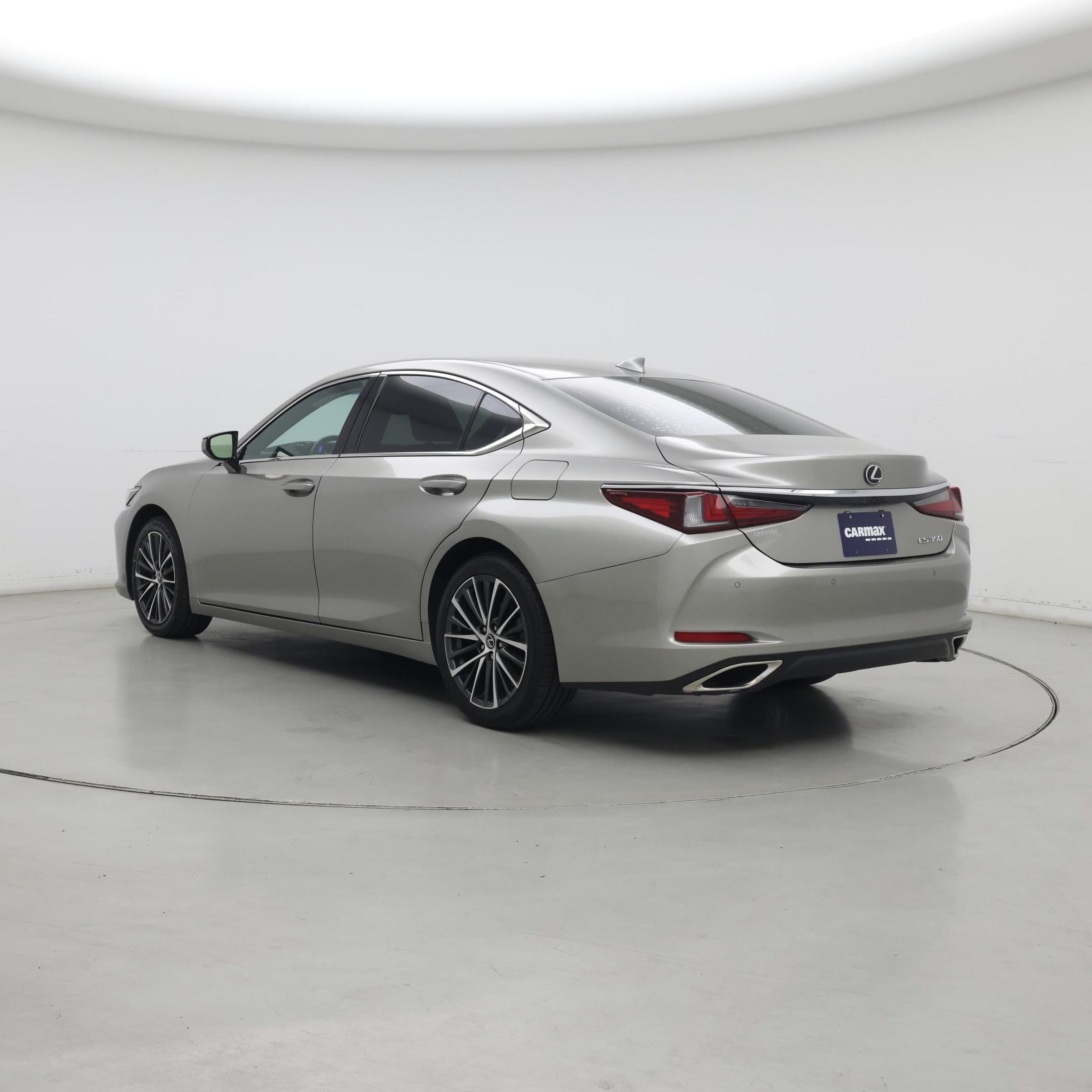 Thumbnail: 2020 Lexus ES - 2
