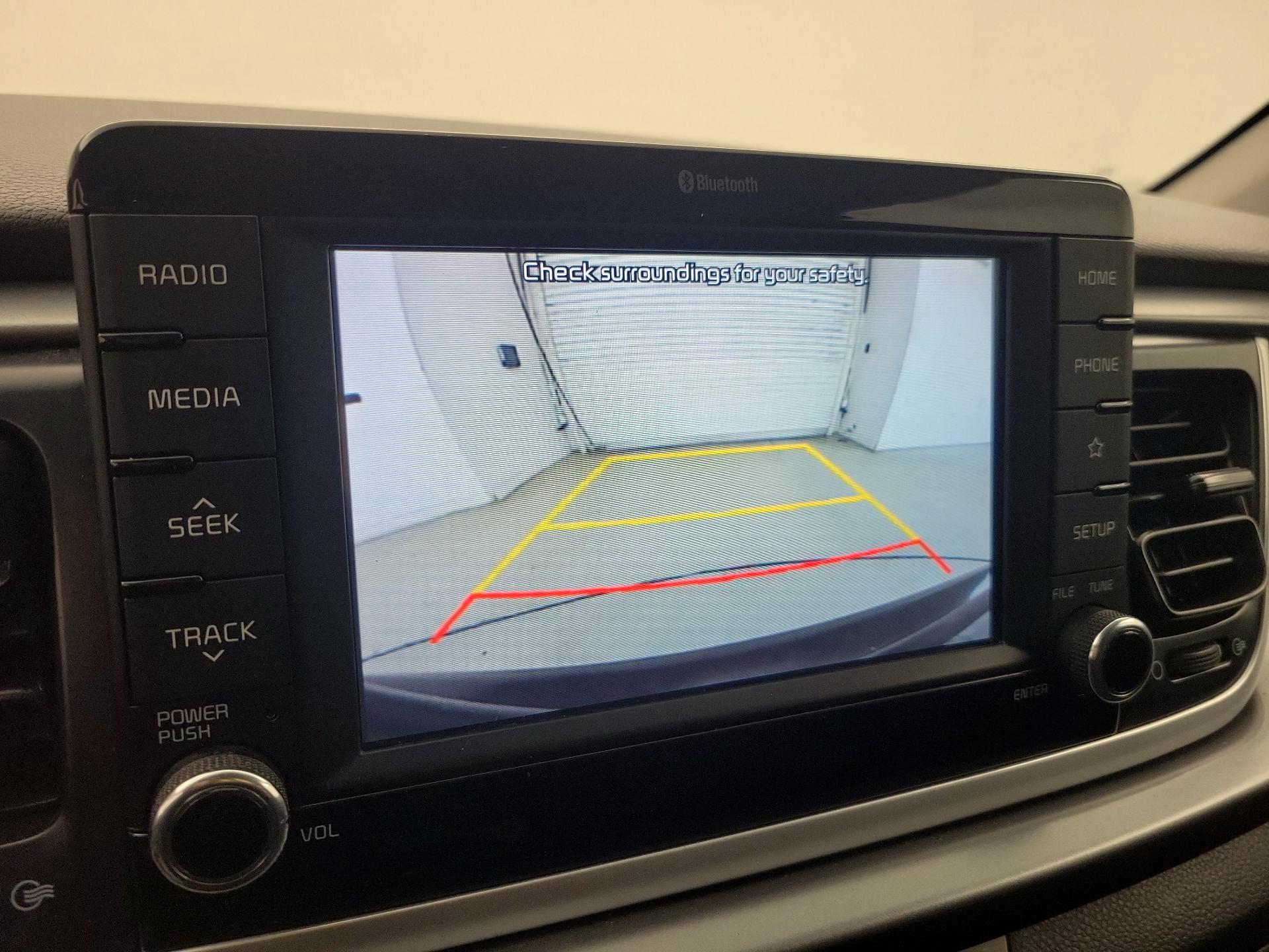 Thumbnail: 2020 Kia Rio5 - 14