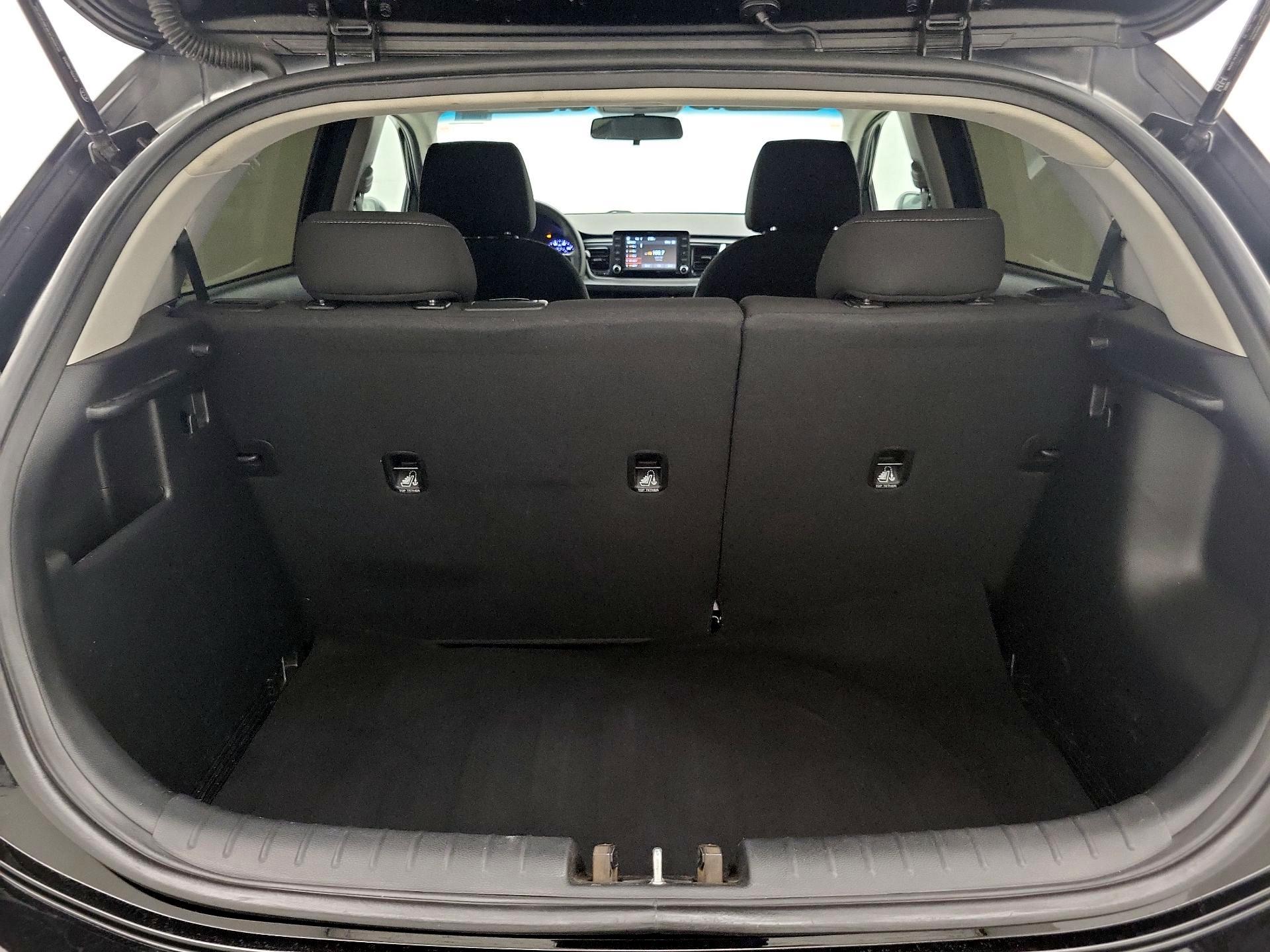 Thumbnail: 2020 Kia Rio5 - 20