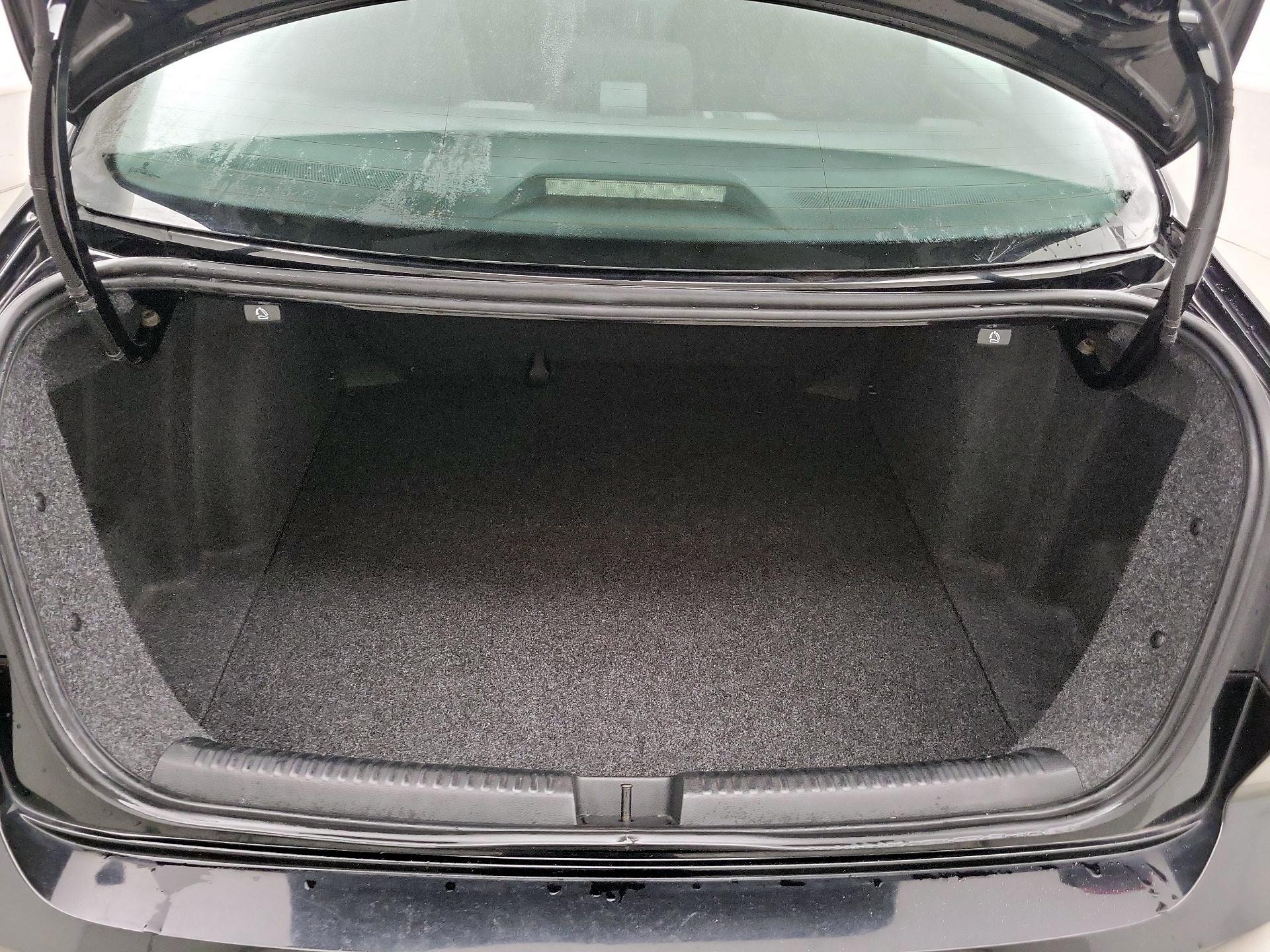 Thumbnail: 2017 Volkswagen Jetta - 20