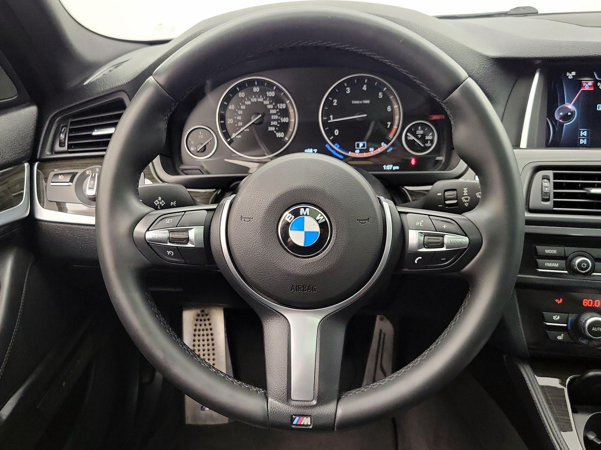 Thumbnail: 2015 BMW 5 Series - 10